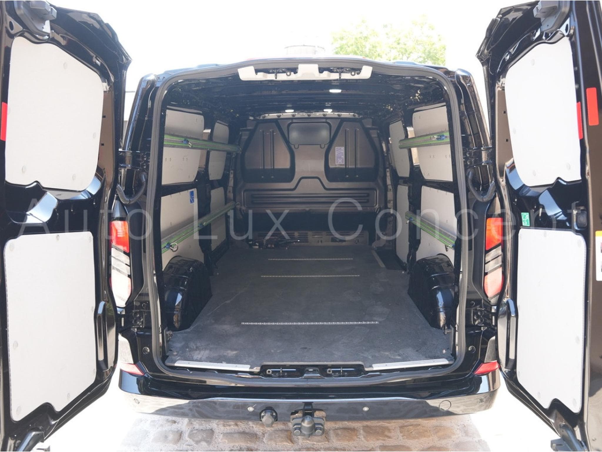 Ford Transit Fourgon 300 L2 Limited 2.0 EcoBlue 170 AT8 (2024) - Foto 23