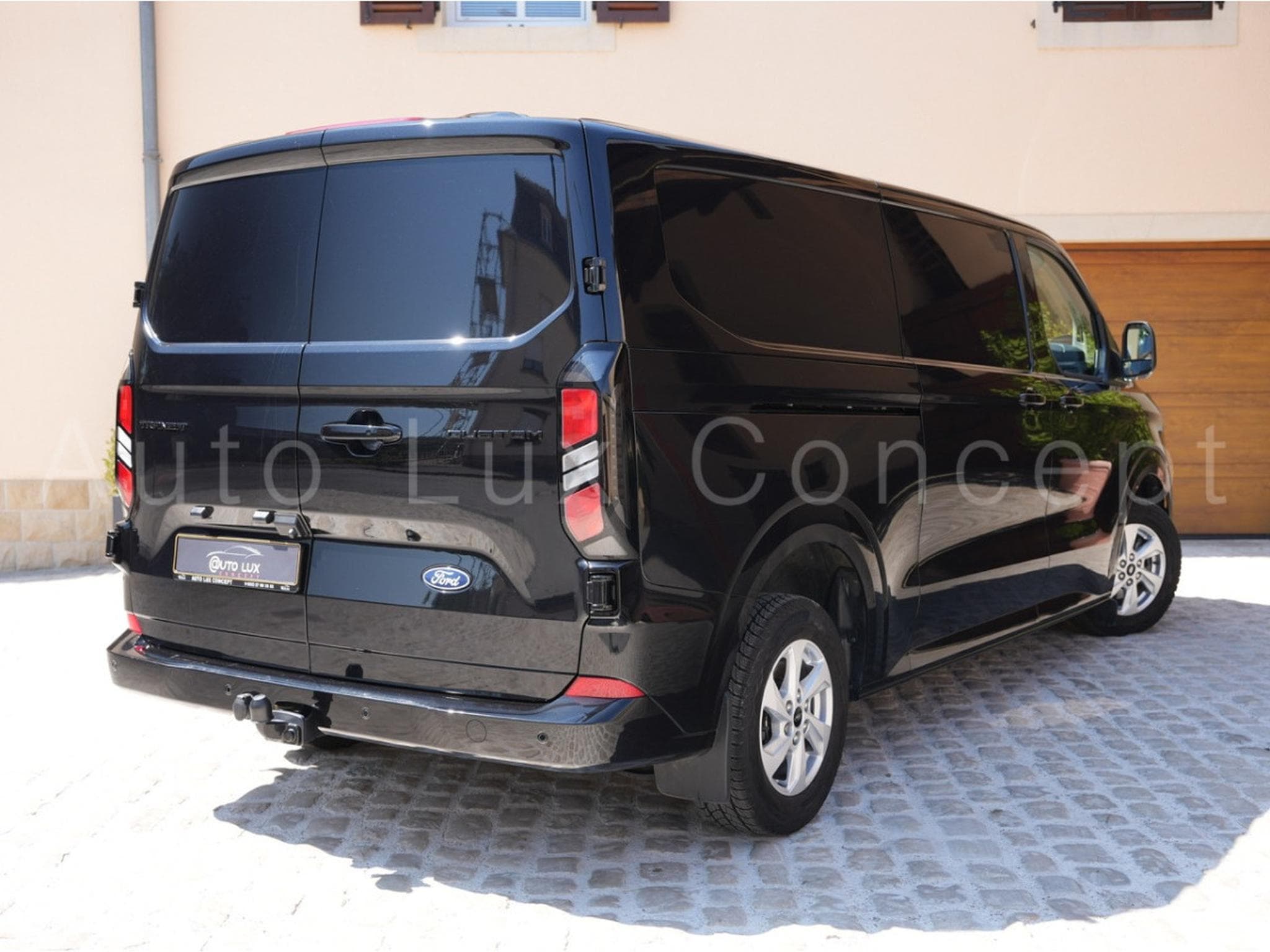 Ford Transit Fourgon 300 L2 Limited 2.0 EcoBlue 170 AT8 (2024) - Photo 3