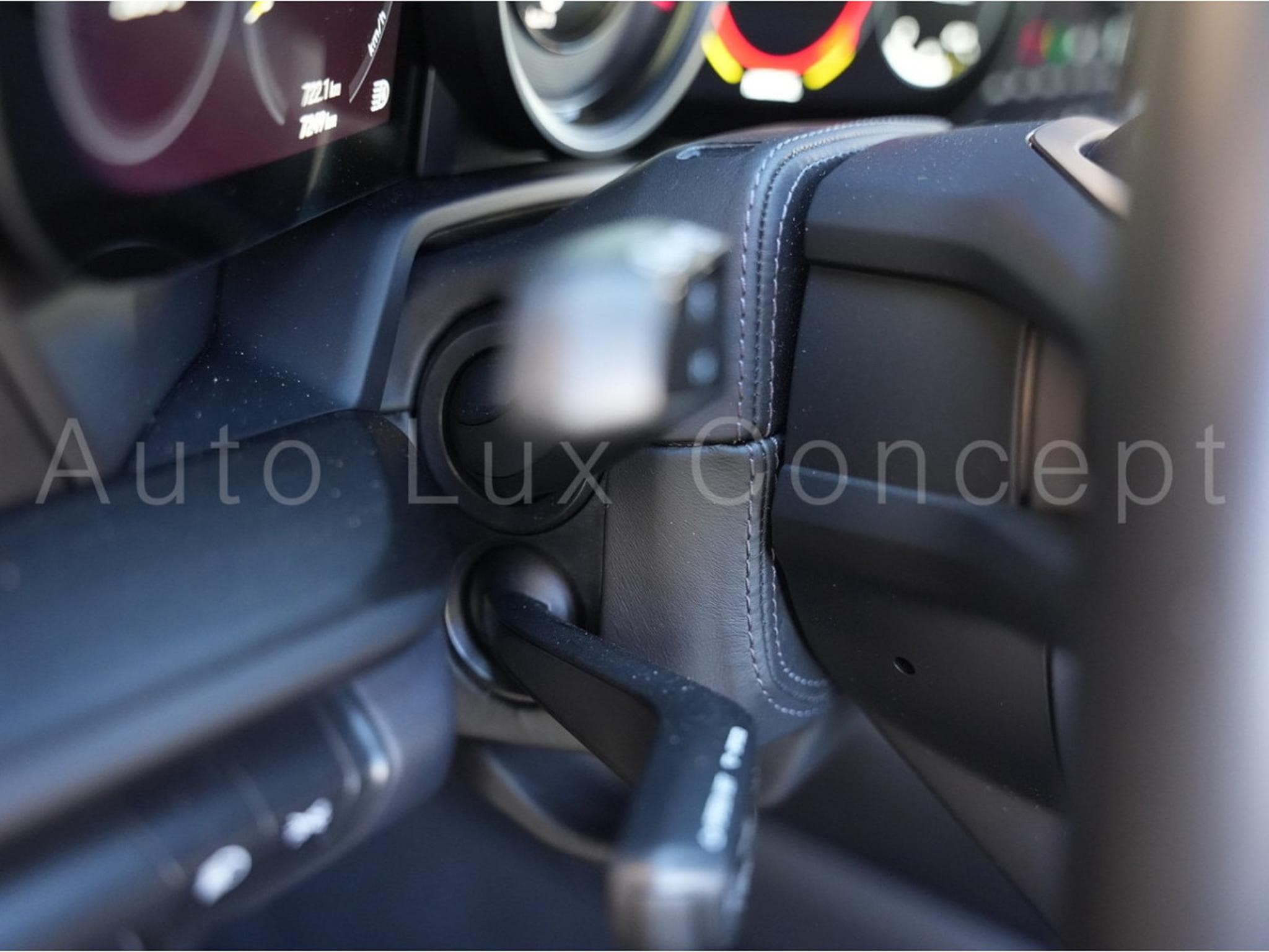Porsche 911 911 GT3 Pack Touring (2022) - Photo 17