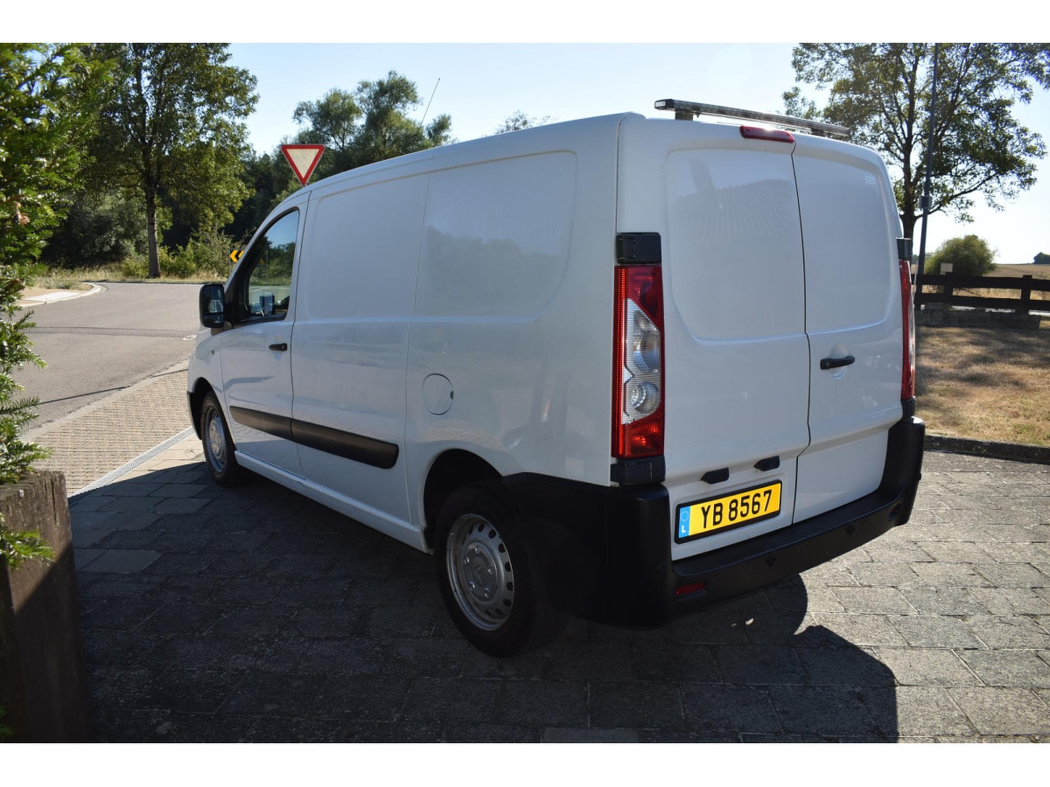Citroën Jumpy 1,6 HDi 3 places Airco (2015) - Photo 6