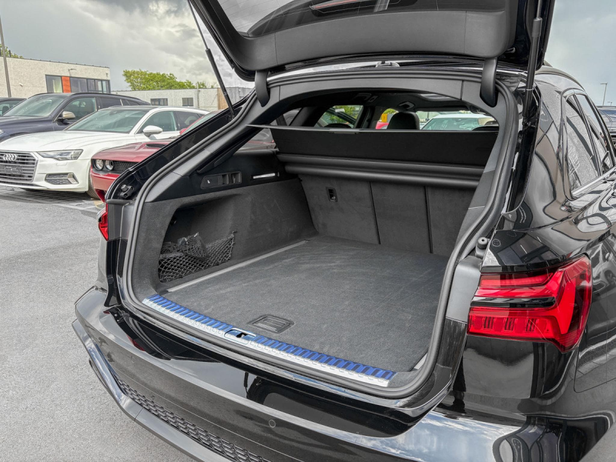 Audi RS6 RS6 PERFORMANCE 4.0 TFSI quattro/ 22/ 360°/HUD/PANO/MATRIX/V (2025) - Foto 23