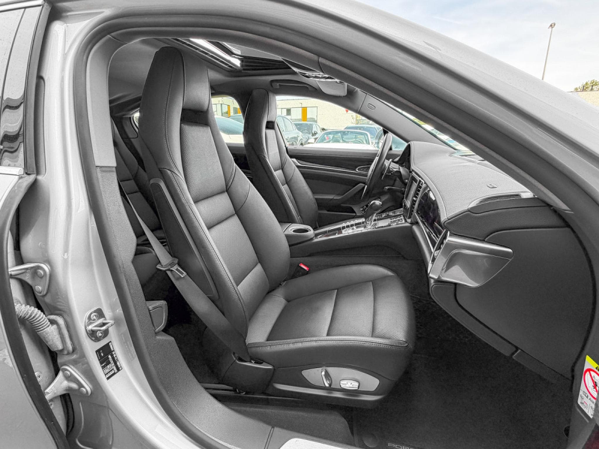 Porsche Panamera Panamera S /Bose/(PDLS)/Bi-Xenon/19/360°/(PASM)Leder (2014) - Foto 16