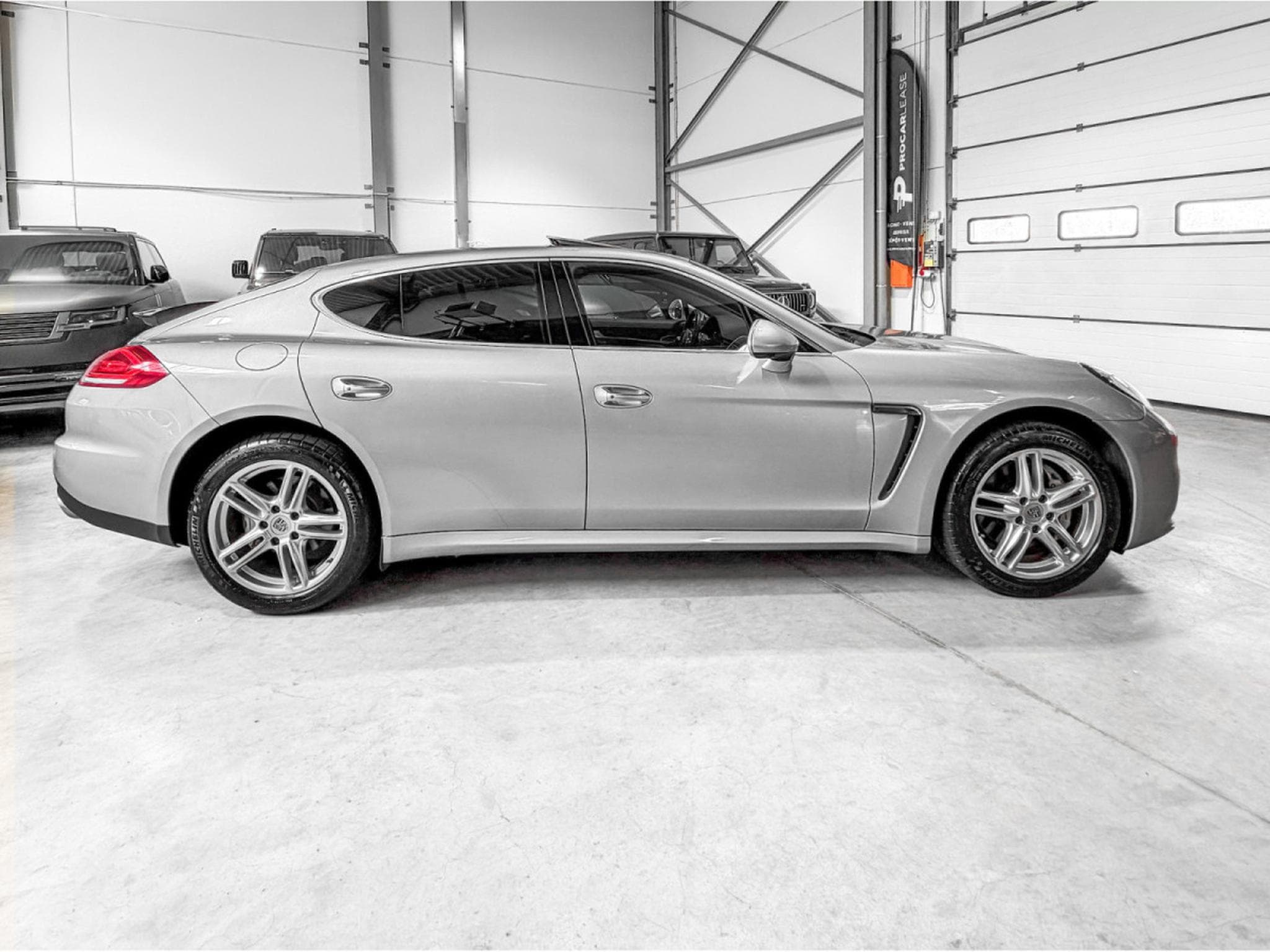 Porsche Panamera Panamera S /Bose/(PDLS)/Bi-Xenon/19/360°/(PASM)Leder (2014) - Foto 9