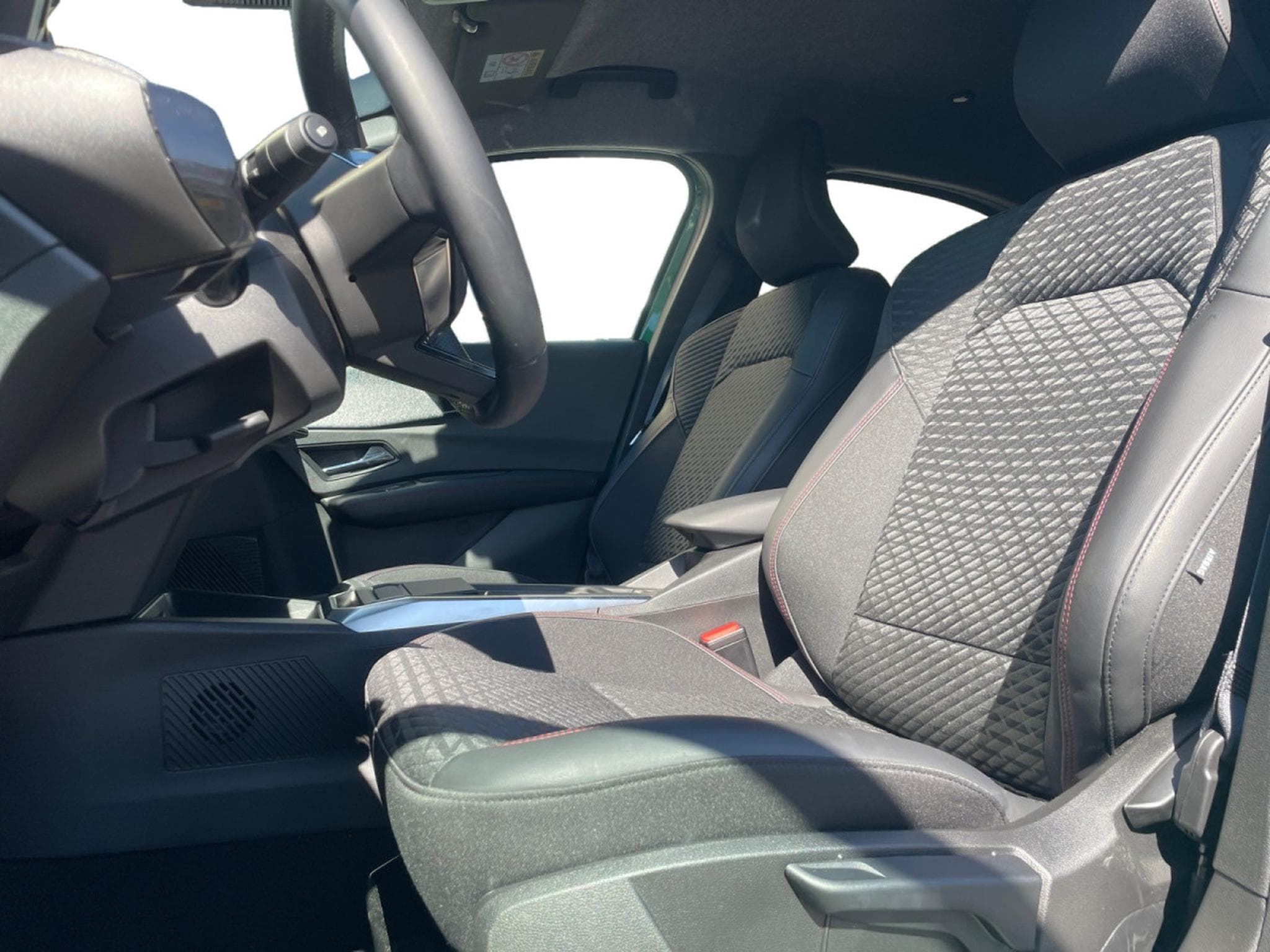 Renault Clio 1.8 Techno full hybrid E-Tech 160 hp (2026) - Foto 6