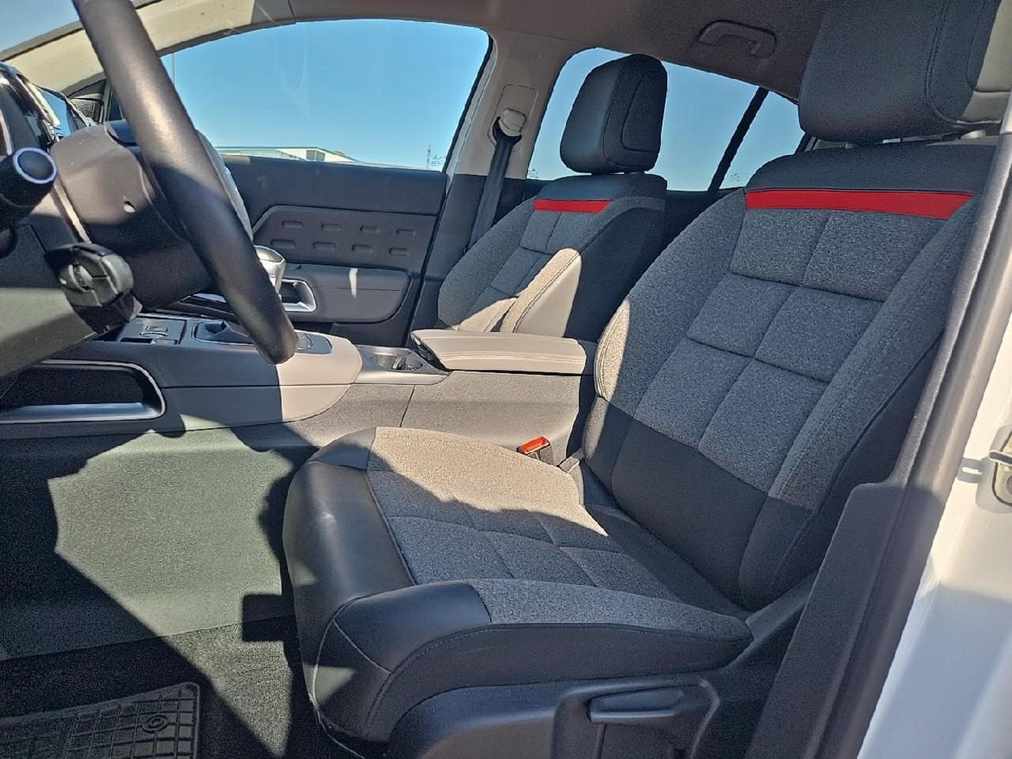 Citroen C5 AIRCROSS BLUEHDI 130 FEEL (2020) - Photo 14