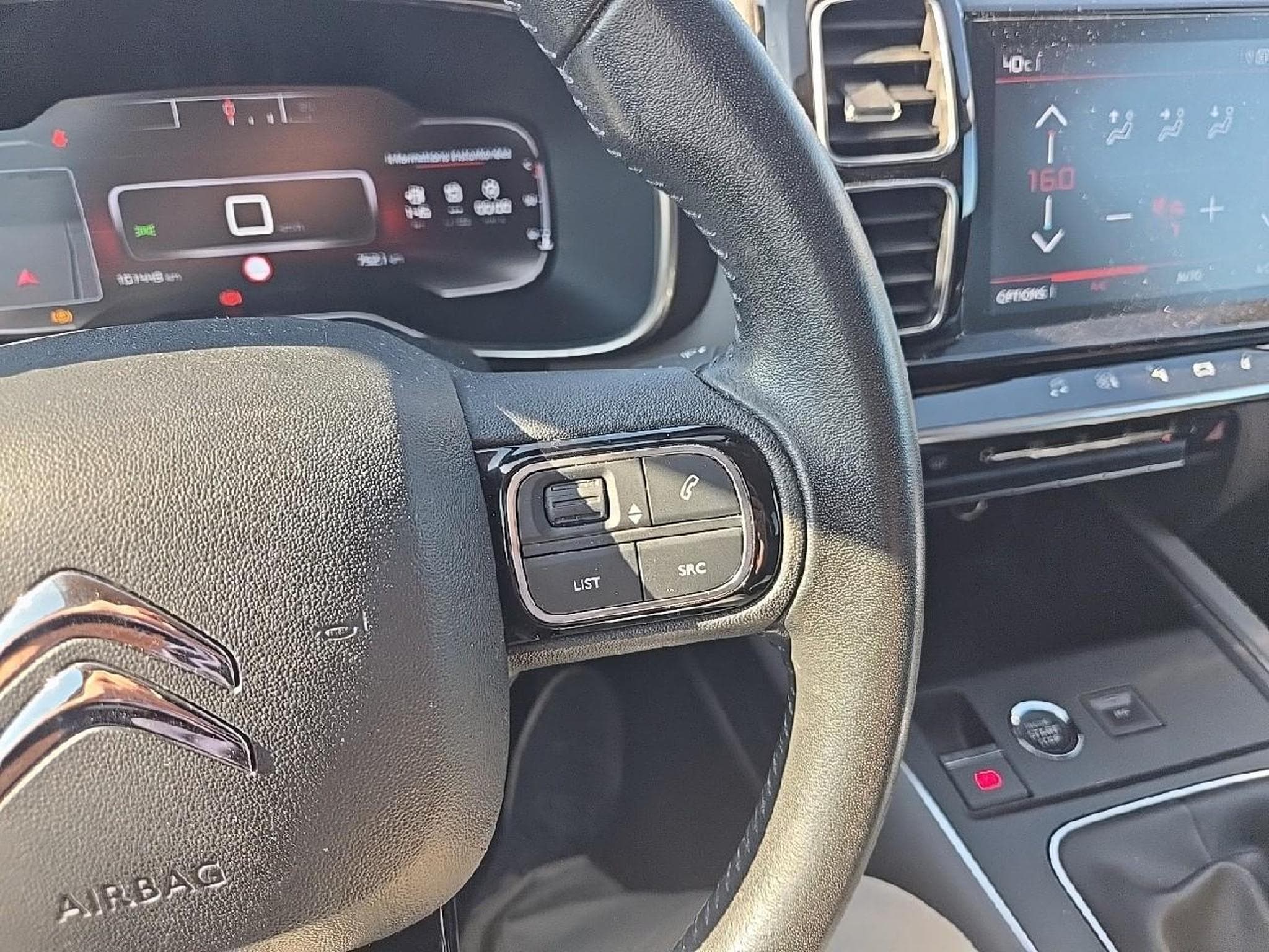 Citroen C5 AIRCROSS BLUEHDI 130 FEEL (2020) - Photo 19