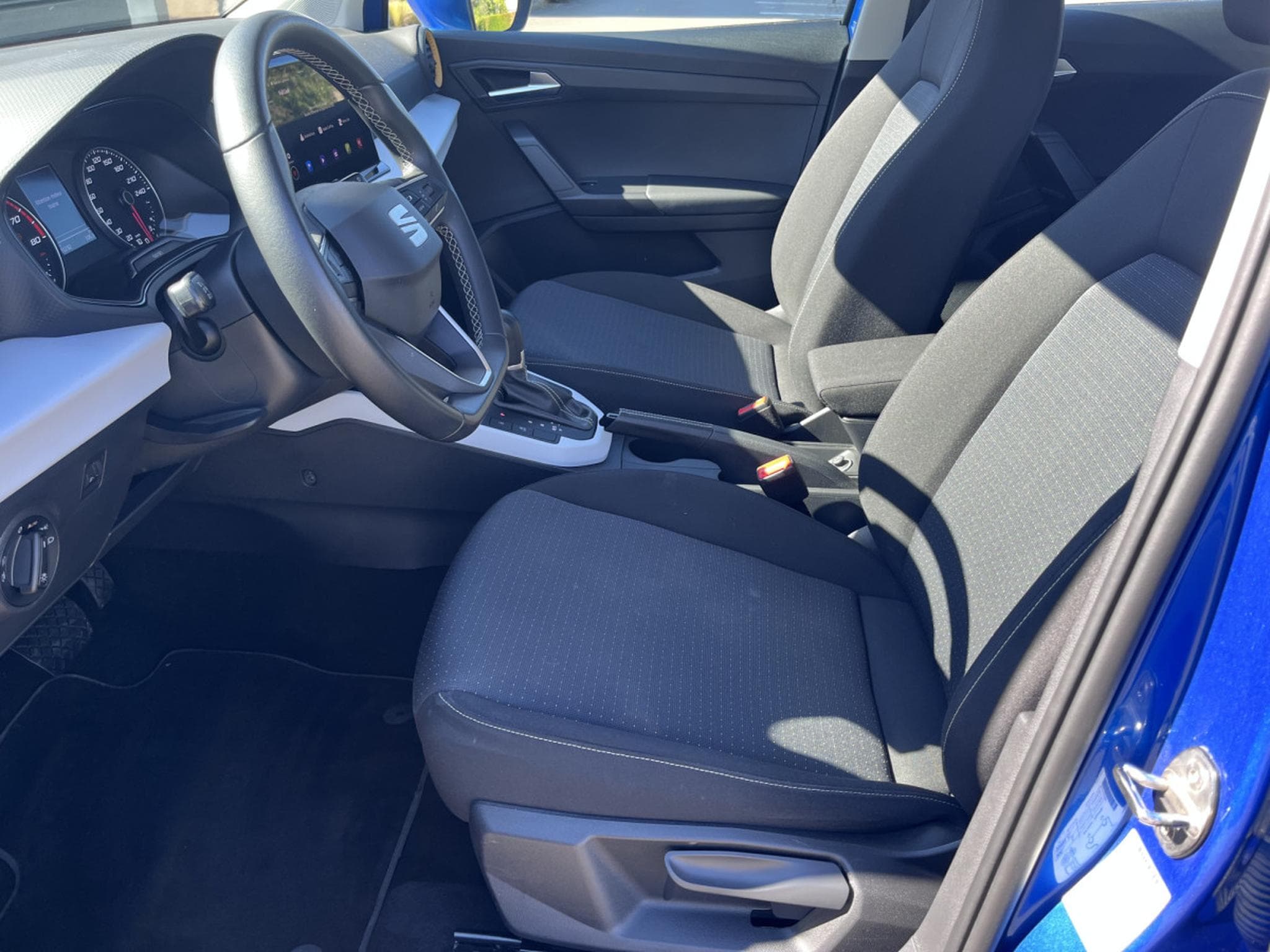 Seat Arona Arona 1.0 TSI Xperience DSG - Auto 110cv (2022) - Foto 9