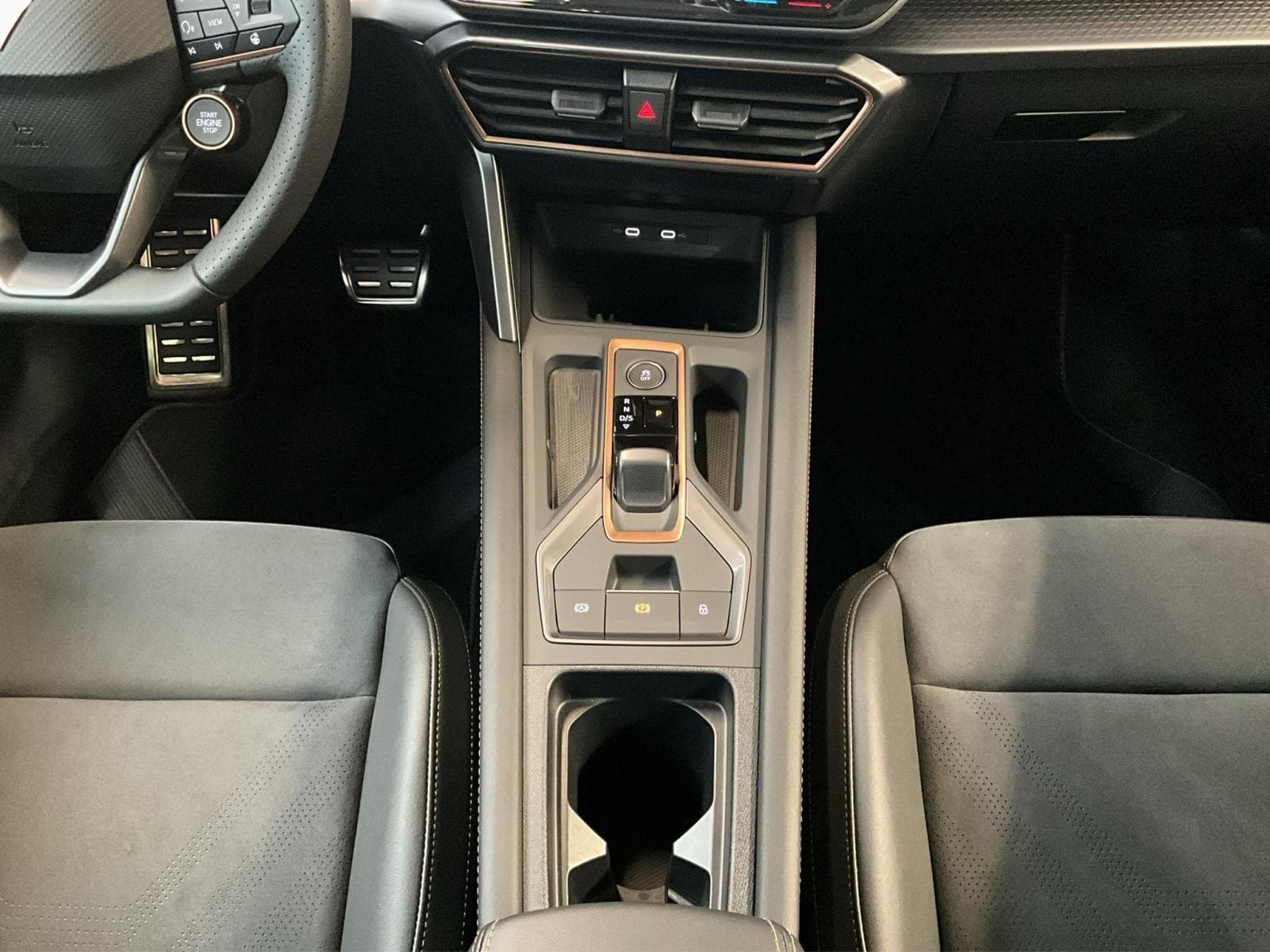 Cupra Leon DSG+Dinamica+Pure-Perf.+Int.-Drive (2025) - Foto 12