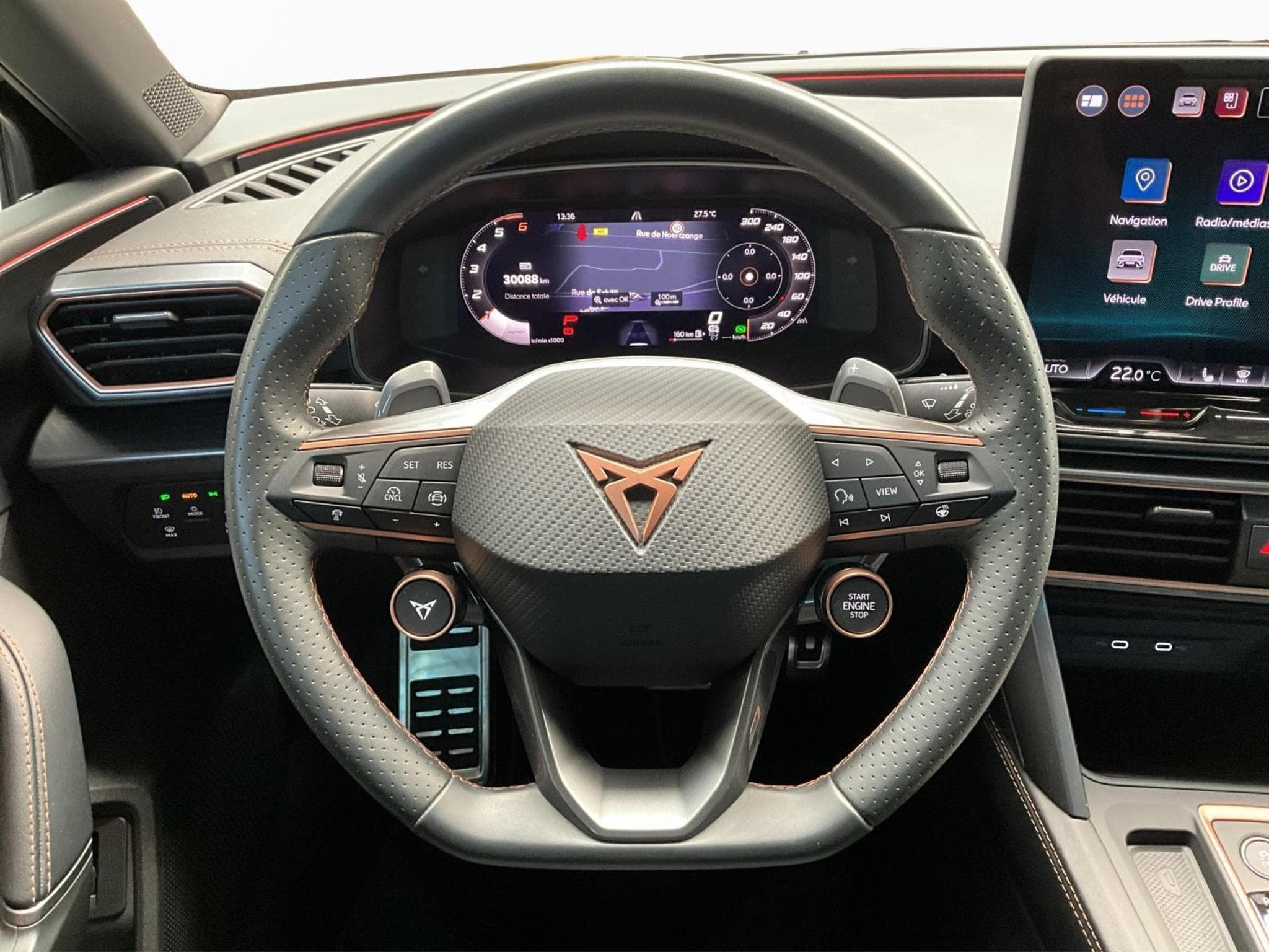 Cupra Leon ST+DSG+Dinamica+Pure-Perf.+Skyline+P.Dark+Sennheiser (2025) - Foto 10