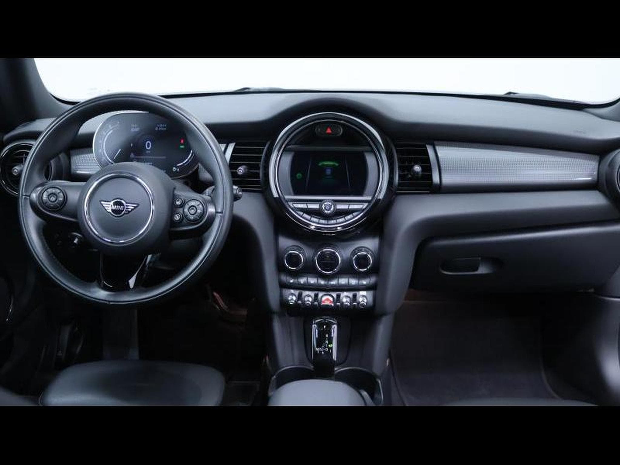 MINI Cooper 1.5 136 Hatch 3portes steptronic (2021) - Photo 17