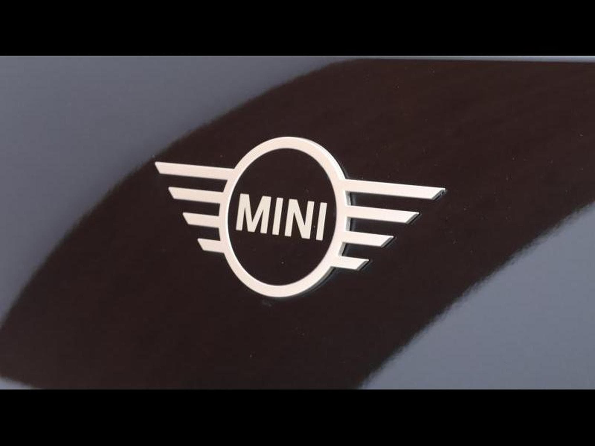 MINI Countryman 1.5 170 MHEV Classic Steptronic (2024) - Foto 8