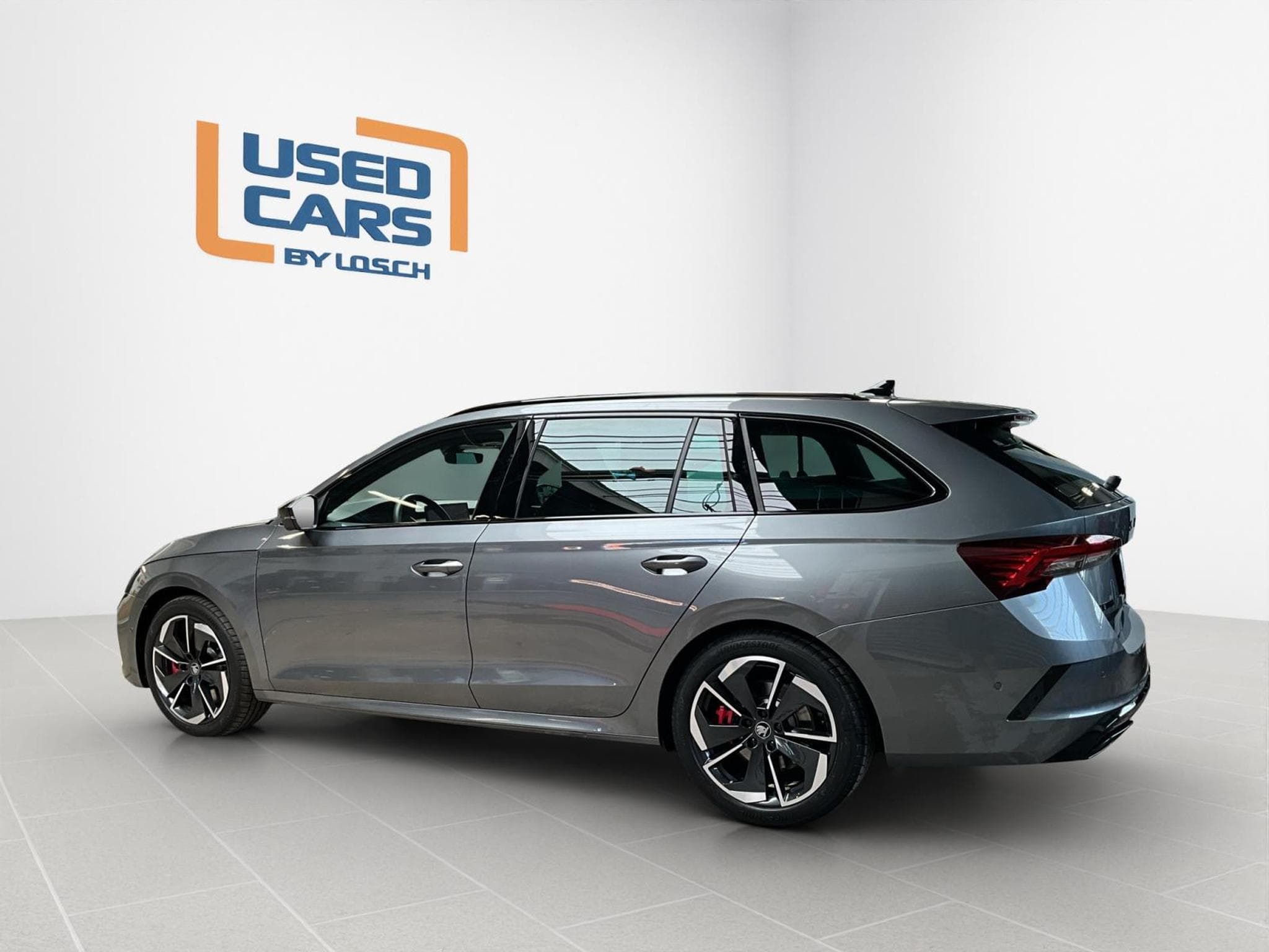 Skoda Octavia RS+DSG+SUEDIA+AHK+Pano+360+Head.up (2025) - Foto 5