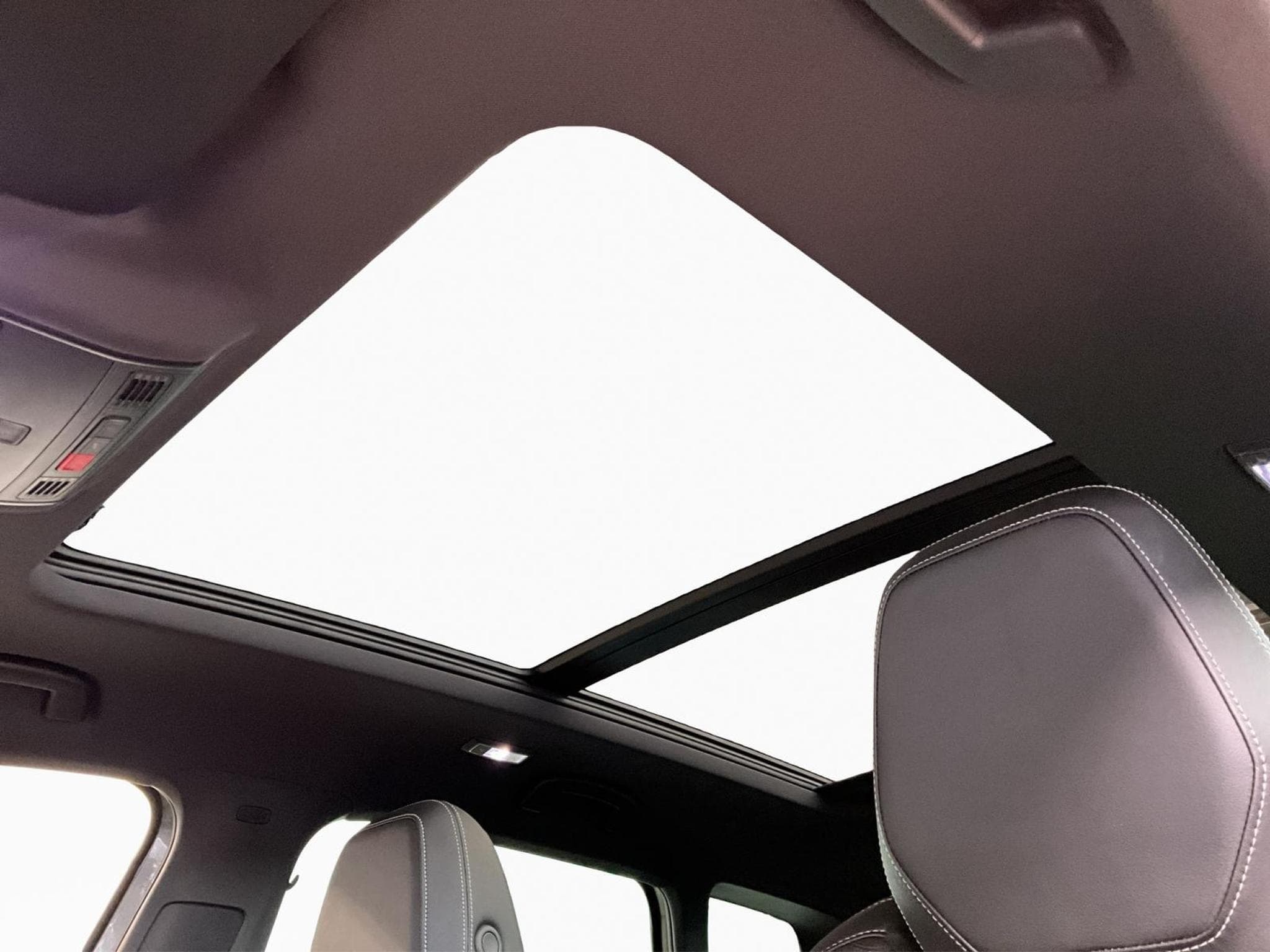 Skoda Karoq Sportline+DSG+4x4+Standh.+LM19+Navi (2023) - Foto 15