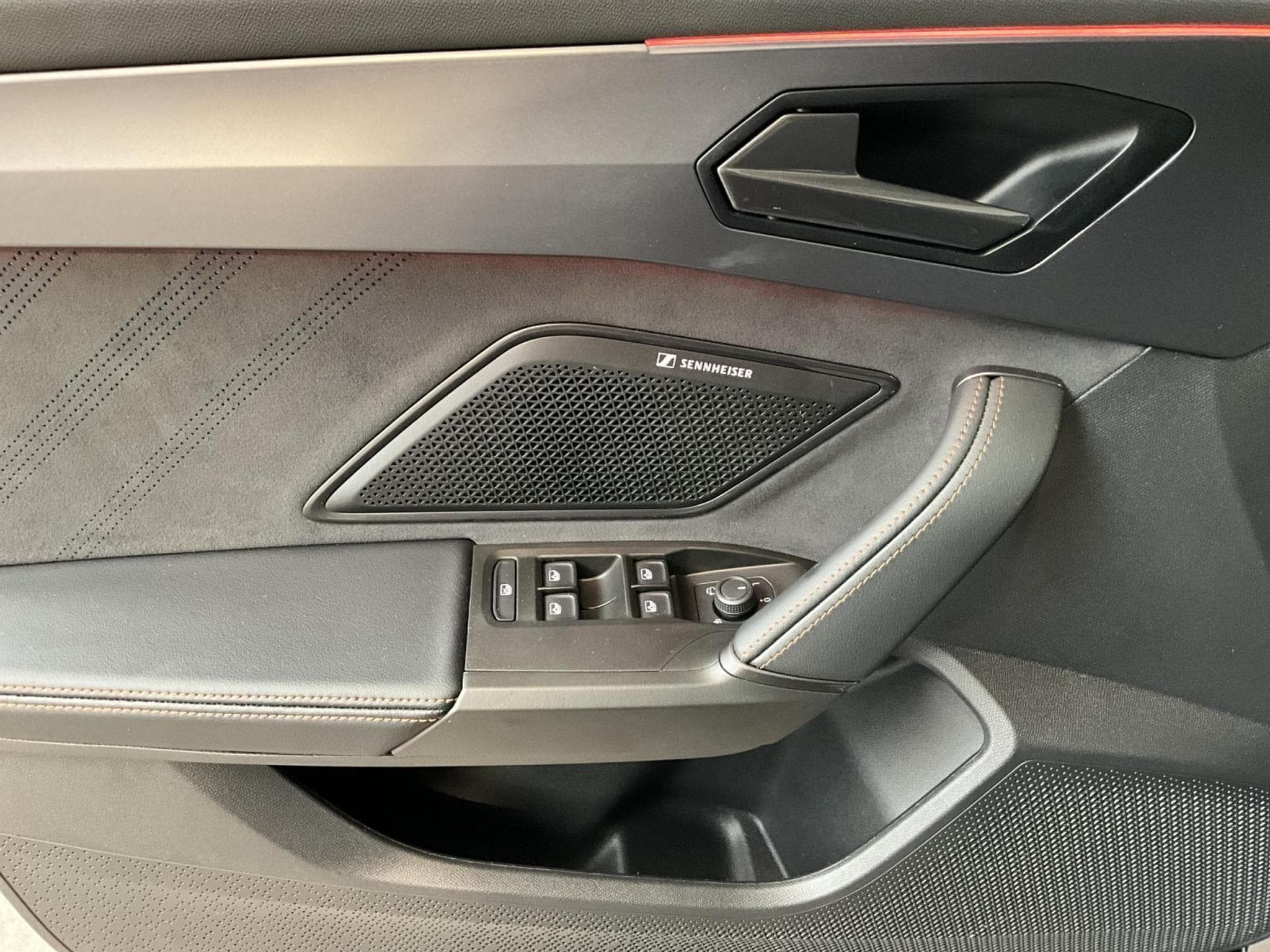 Cupra Leon DSG+Dinamica+Pure-Perf.+Int.-Drive+Sennheiser (2025) - Foto 14