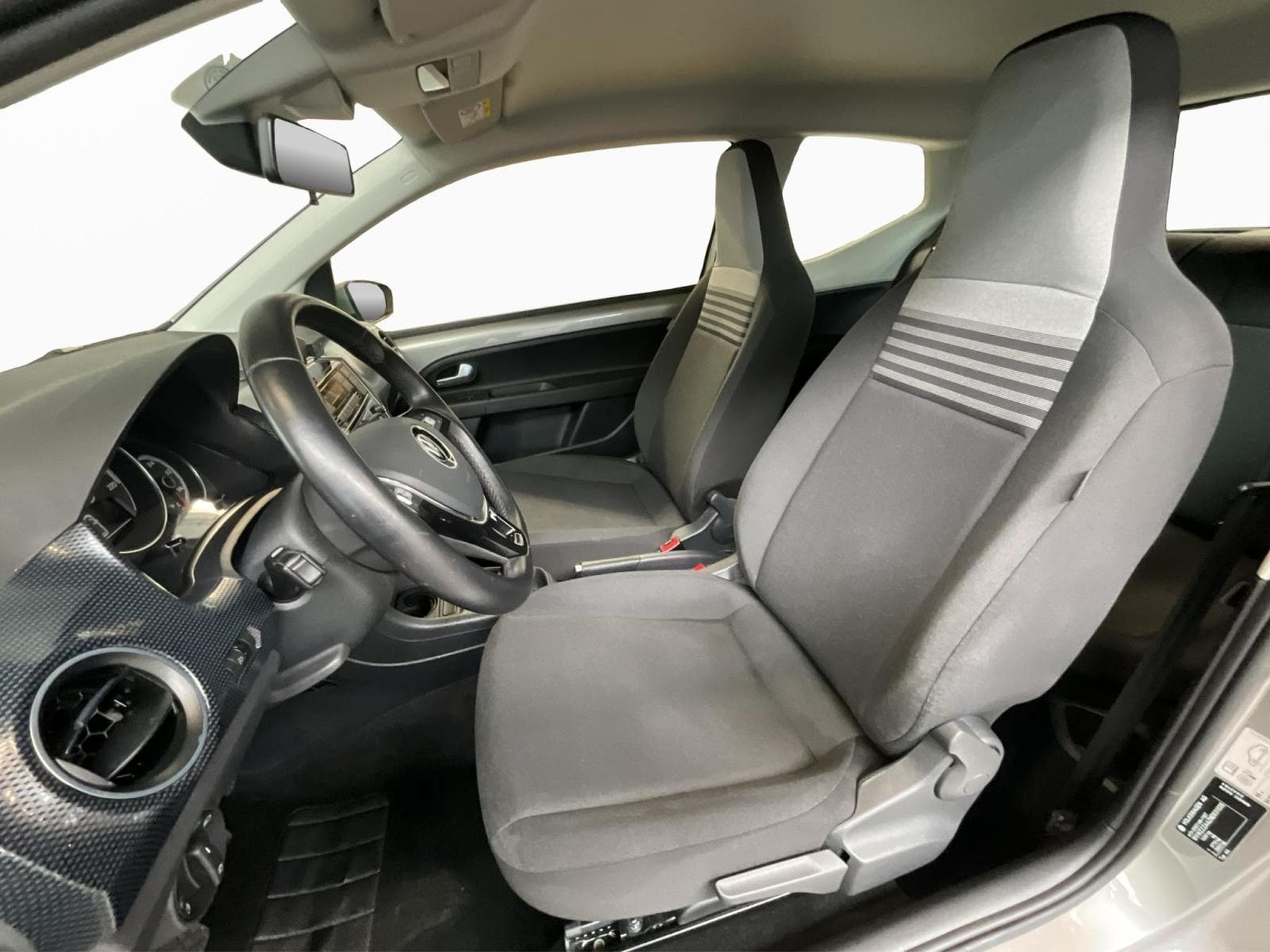 VW UP Move+LM15+Sound-Plus+DAB+Klima (2021) - Foto 9