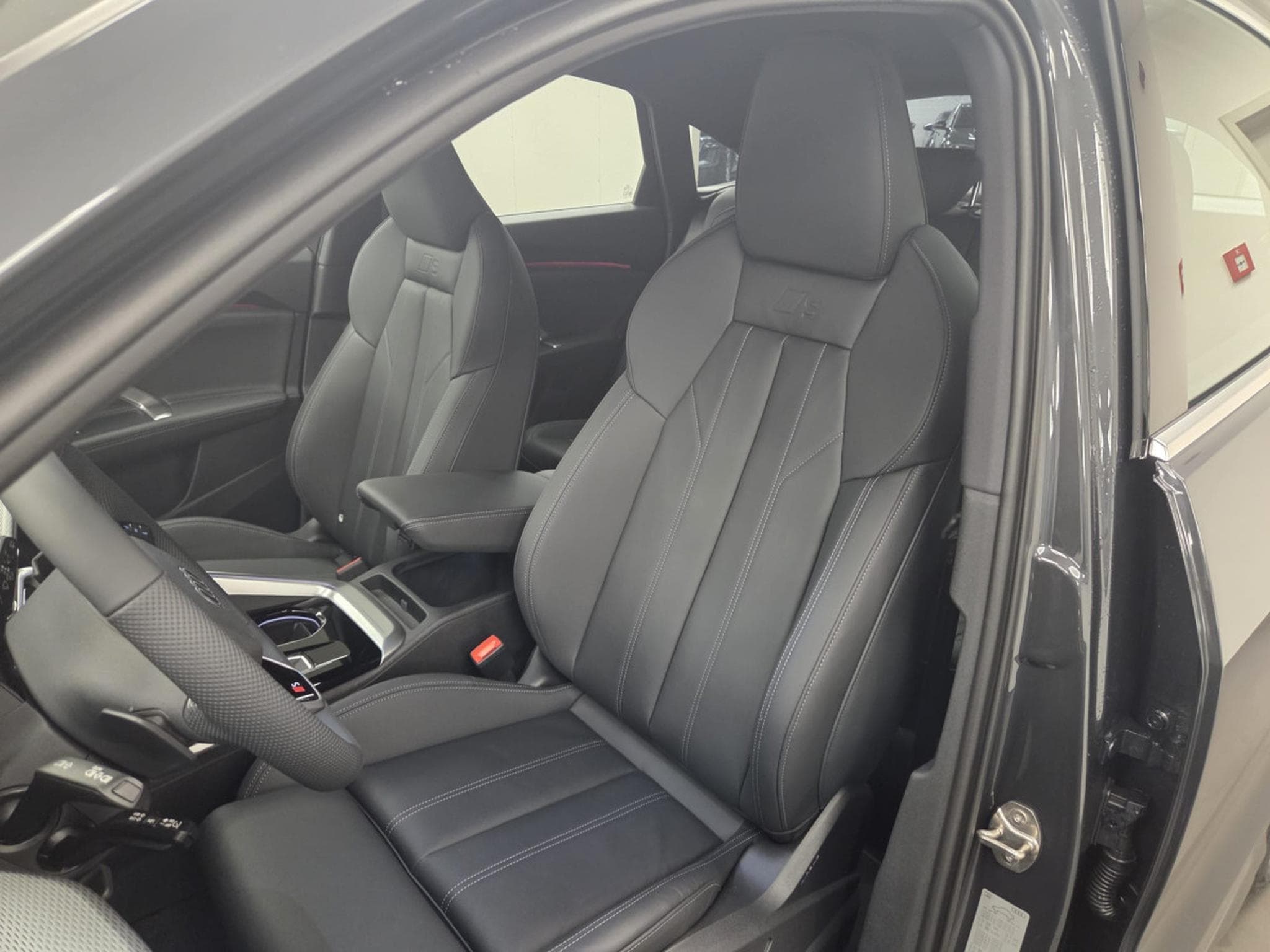 Audi Q5 Sportback S line TFSI 272 CV / 200 kW S tronic (2026) - Photo 2