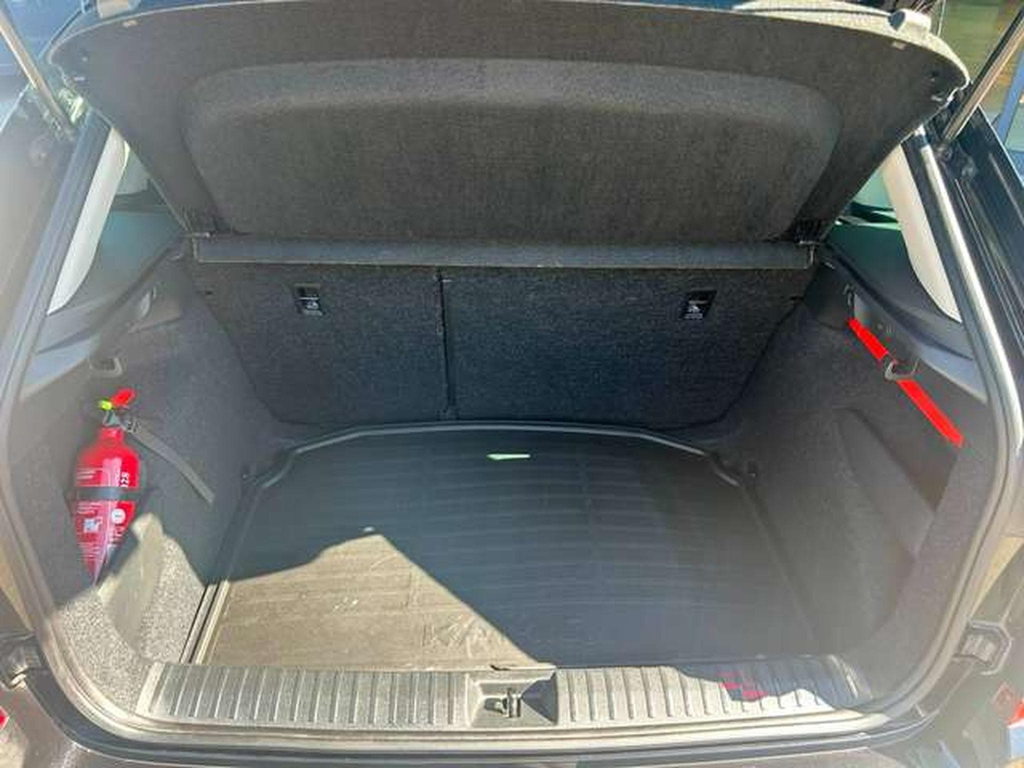 Skoda Kamiq Kamiq 1.5 TSI Ambition DSG (2023) - Photo 21