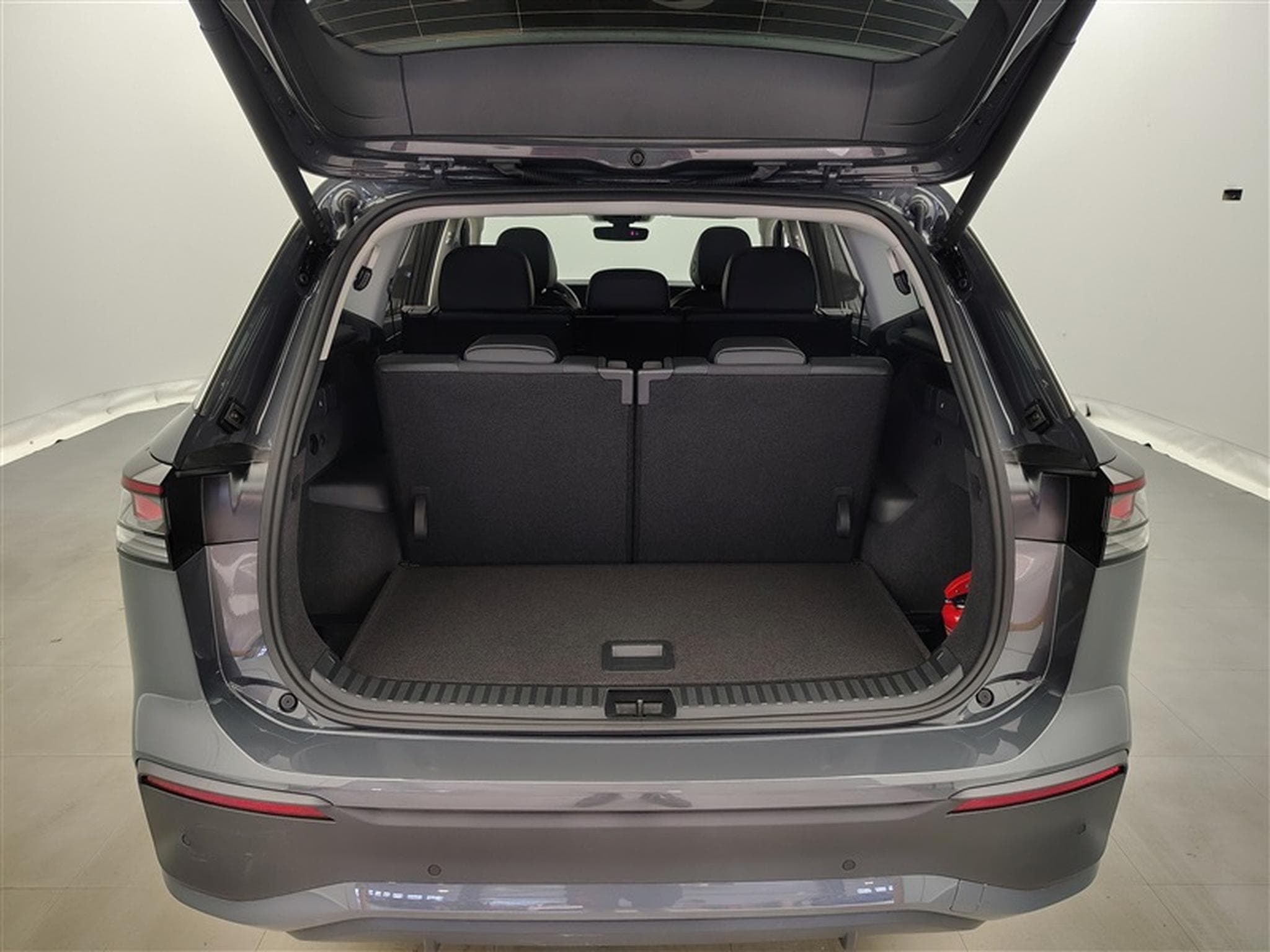 VW Tayron 1.5 e-TSi 150cv DSG 30Years 7pl. CARPLAY / FULL LED (2026) - Foto 14
