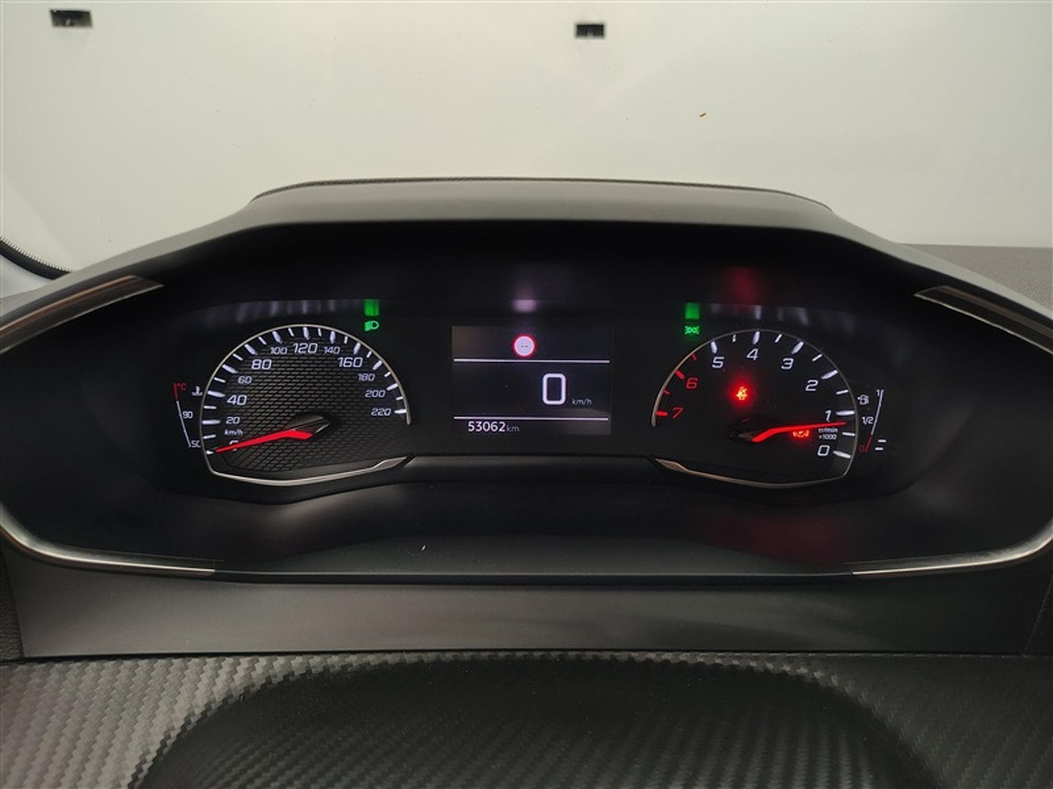 Peugeot 208 1.2i PureTech Active MIRRORLINK / PDC AR / JA 16" (2022) - Photo 10