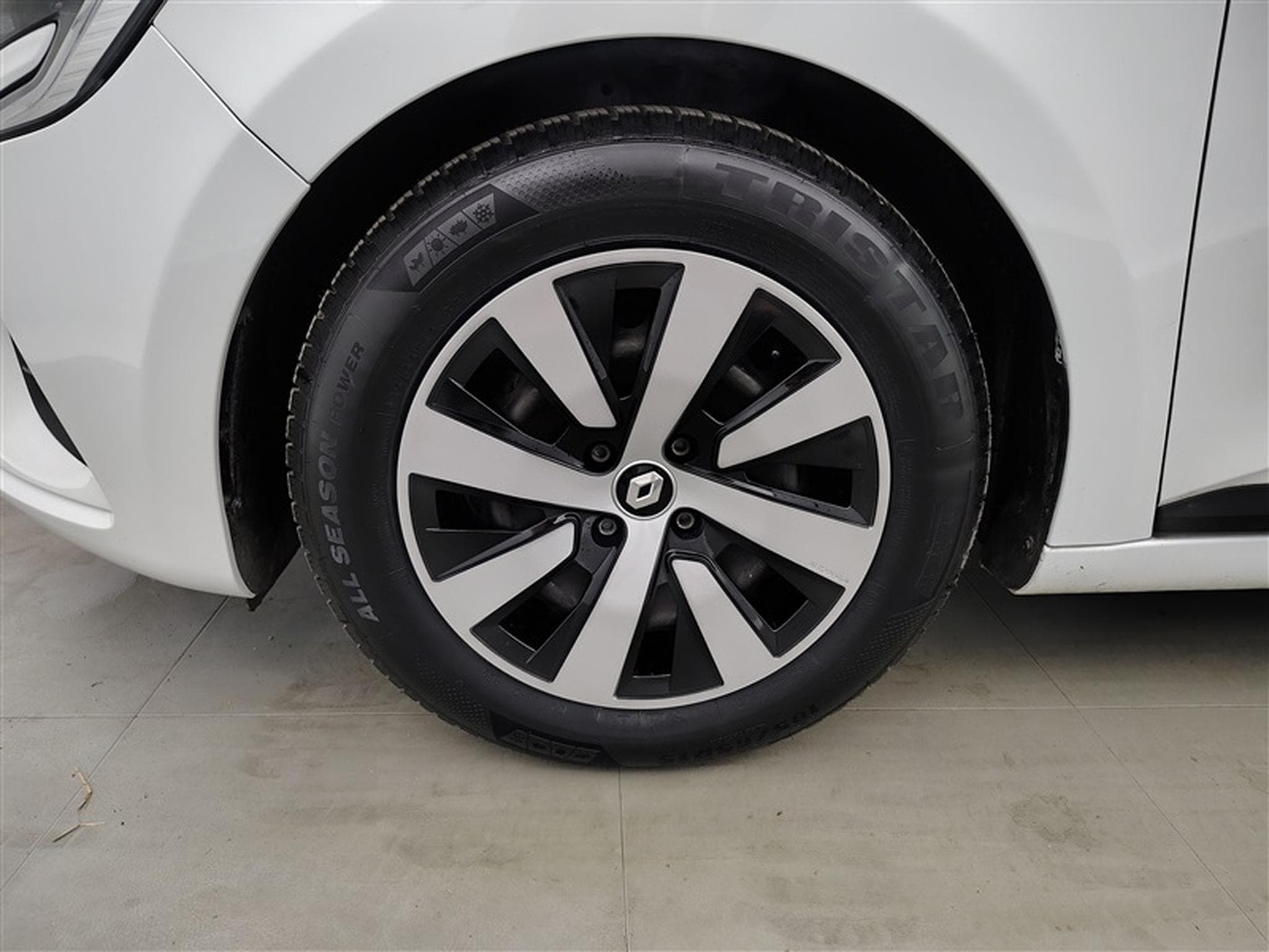 Renault Clio 1.0 TCe 90cv Equilibre APPLECARPLAY / FULL LED / PDC AR (2022) - Photo 6