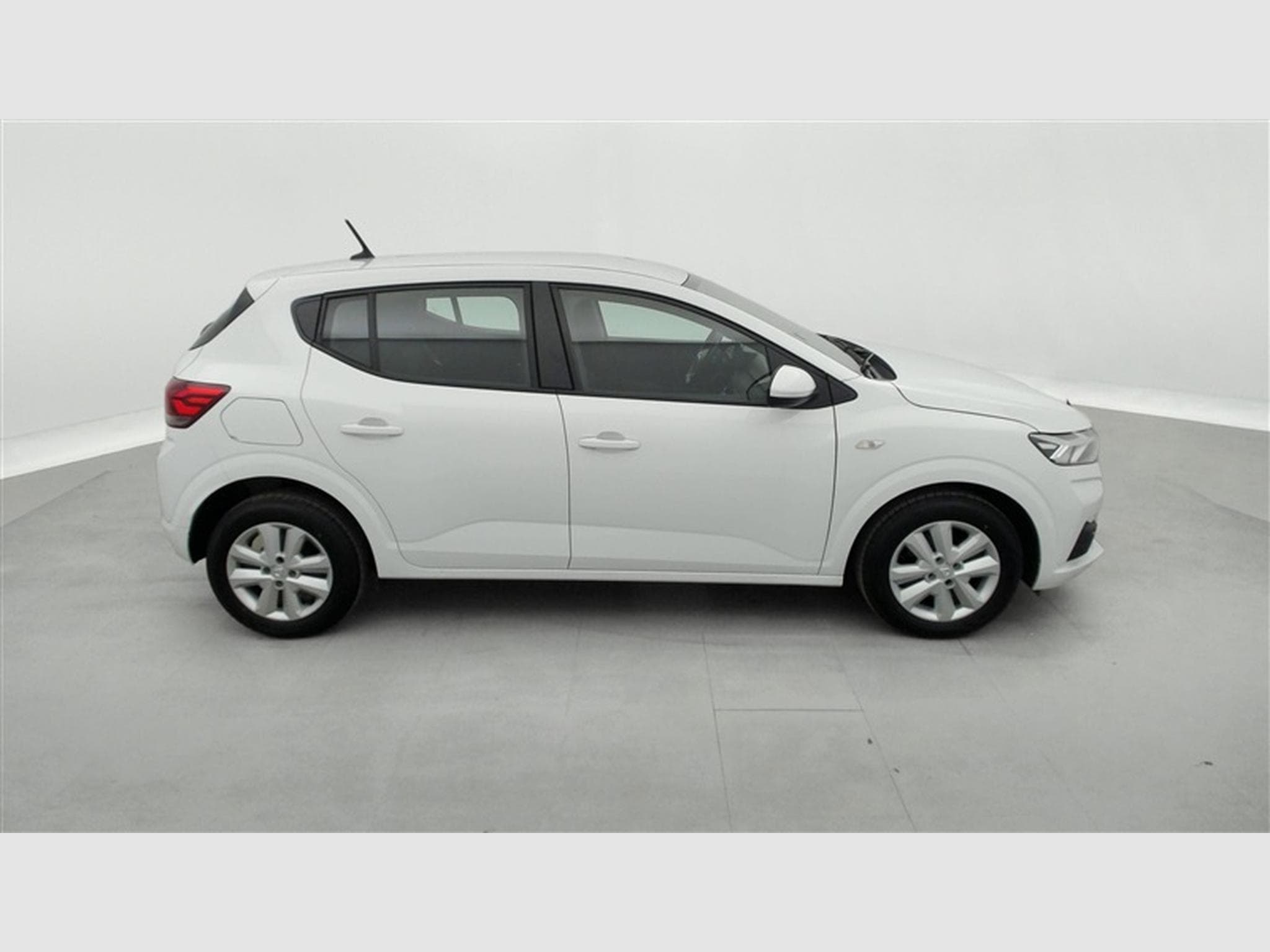 Dacia Sandero 1.0i SCe Comfort NAVI / FULL LED (2022) - Foto 22