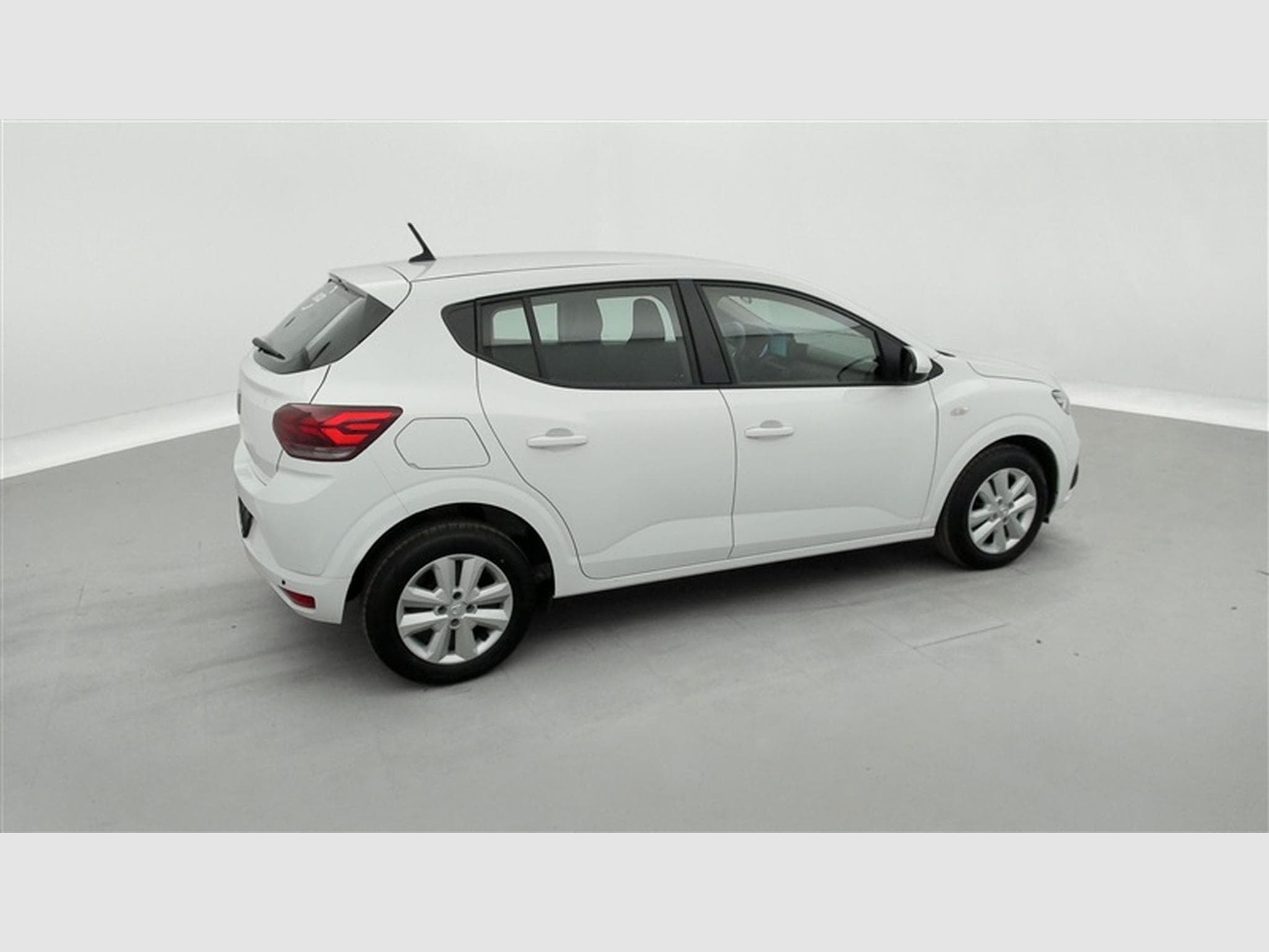 Dacia Sandero 1.0i SCe Comfort NAVI / FULL LED (2022) - Foto 23