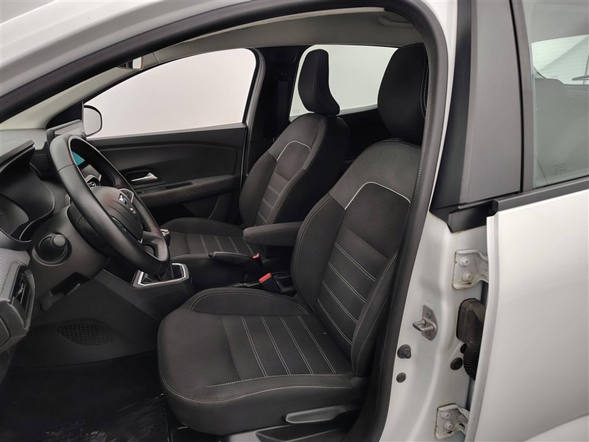 Dacia Sandero 1.0i SCe Comfort NAVI / FULL LED (2022) - Foto 7