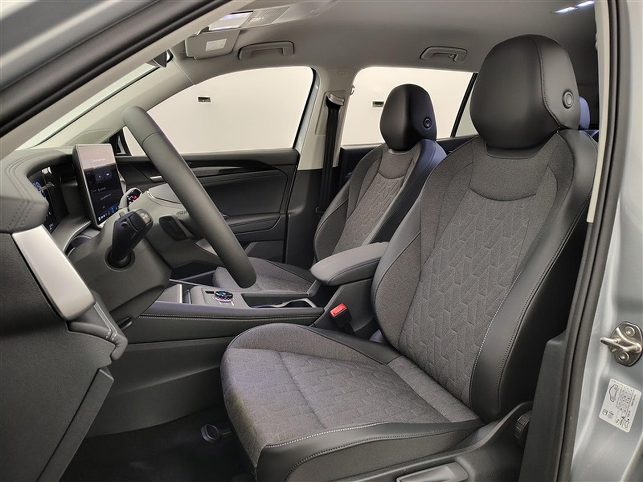 VW Tayron 1.5 e-TSi 150cv DSG 30Years 7pl. CARPLAY / FULL LED (2026) - Foto 7