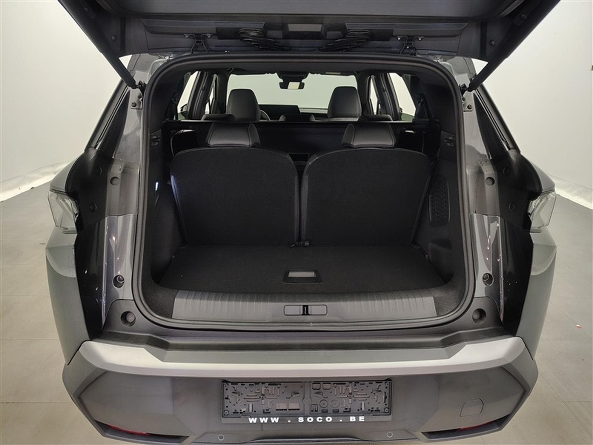Peugeot 5008 1.2 HYBRID 145cv e-DSC6 GT 7pl. NAVI / FULL LED / CAMERA (2026) - Foto 14
