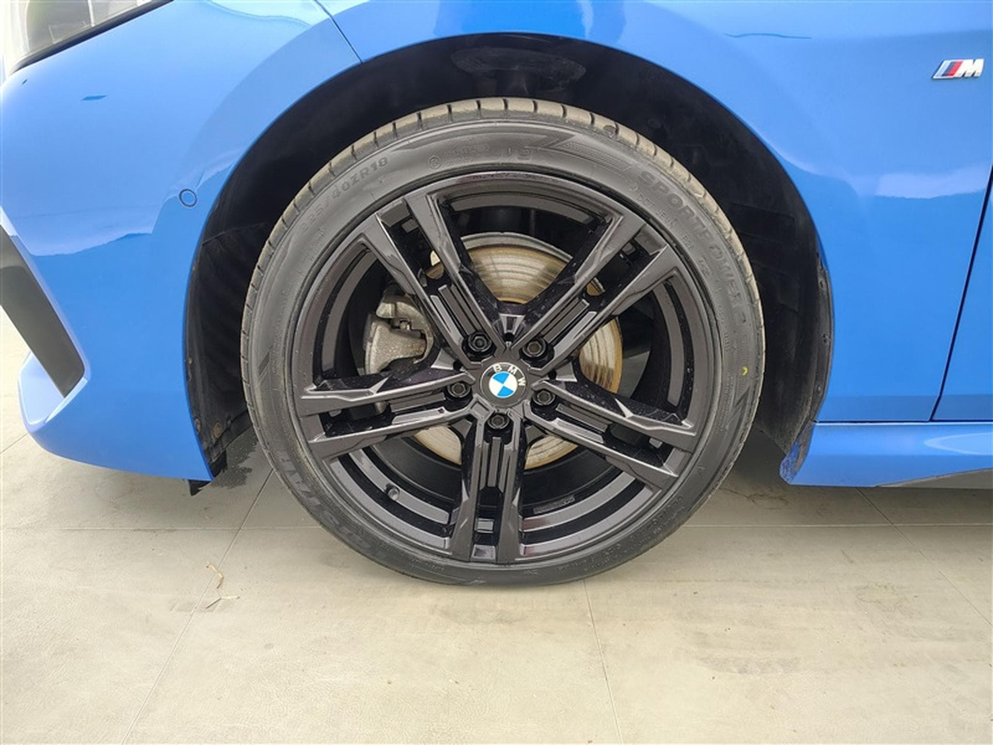 BMW 218 218iA GranCoupe Pack M NAVI / CAMERA / CARPLAY (2021) - Foto 6