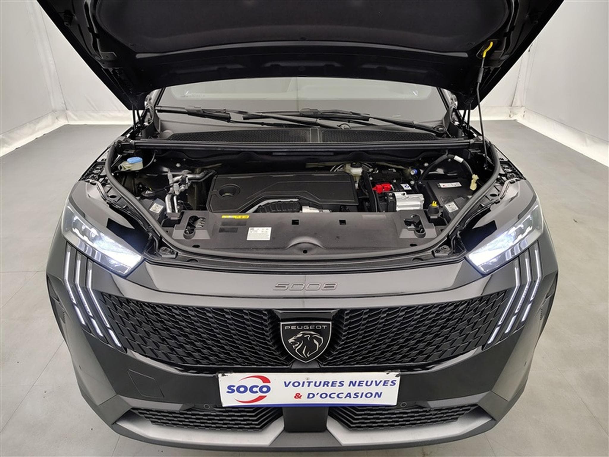 Peugeot 5008 1.2 HYBRID 145cv e-DSC6 GT 7pl. NAVI / FULL LED / CAMERA (2026) - Foto 22