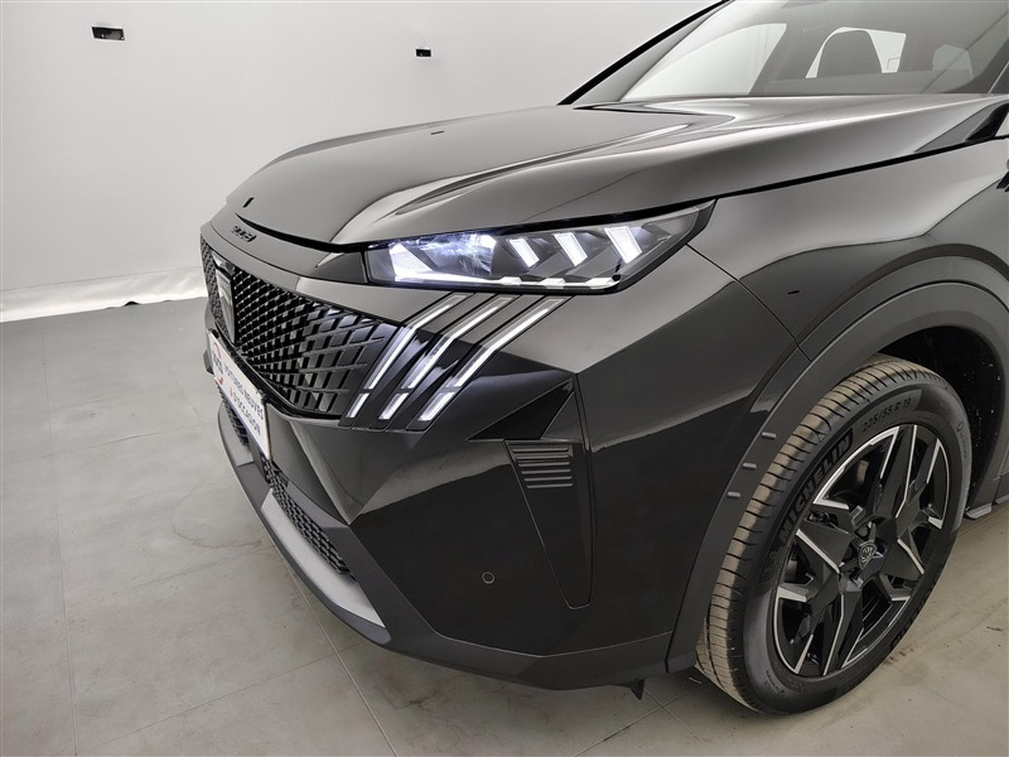 Peugeot 5008 1.2 HYBRID 145cv e-DSC6 GT 7pl. NAVI / FULL LED / CAMERA (2026) - Foto 15