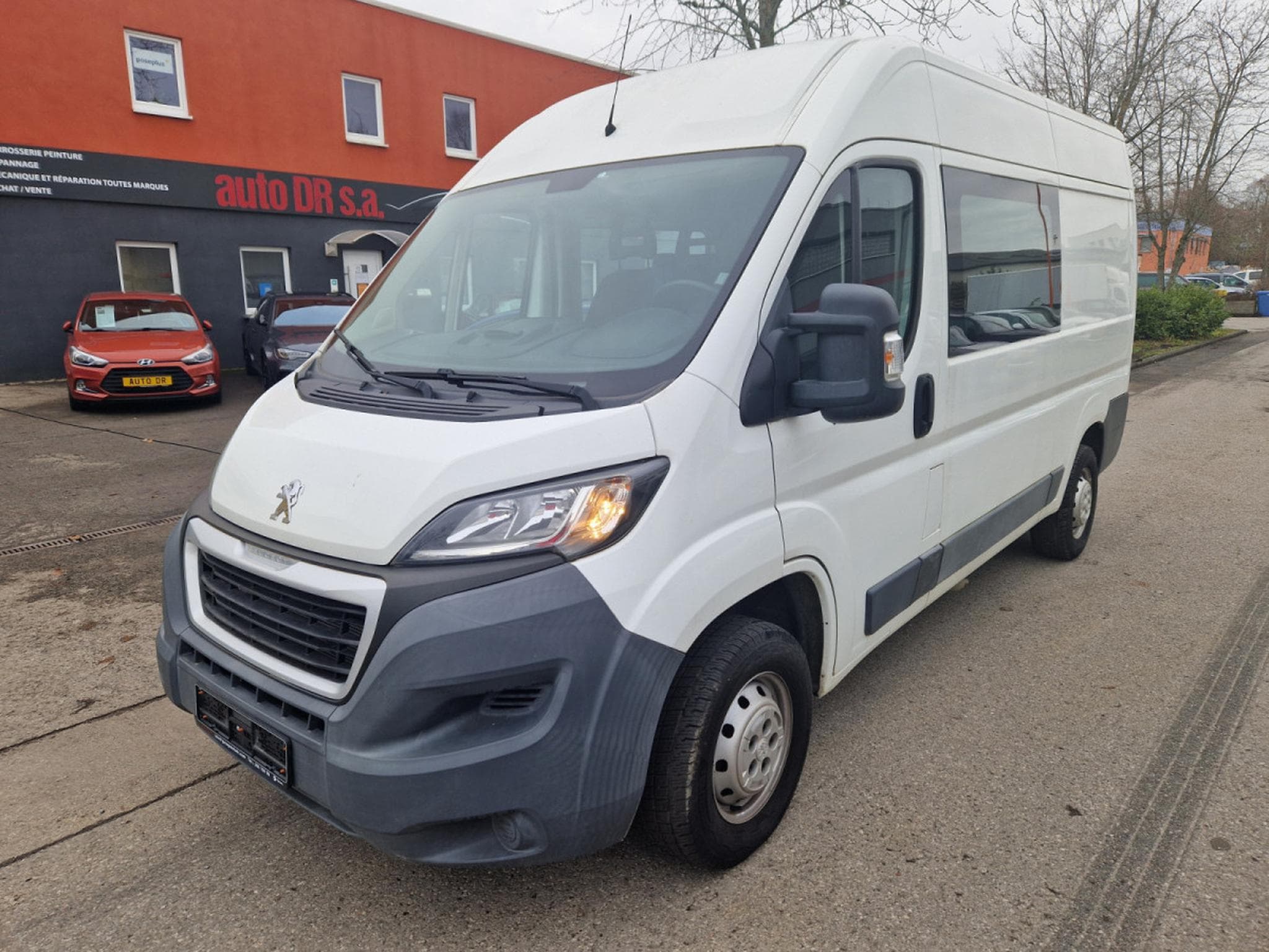 Peugeot Boxer 2.0 Hdi 130 CV Double Cabine 6 Places Garantie 12 Mois (2016) - Photo 2