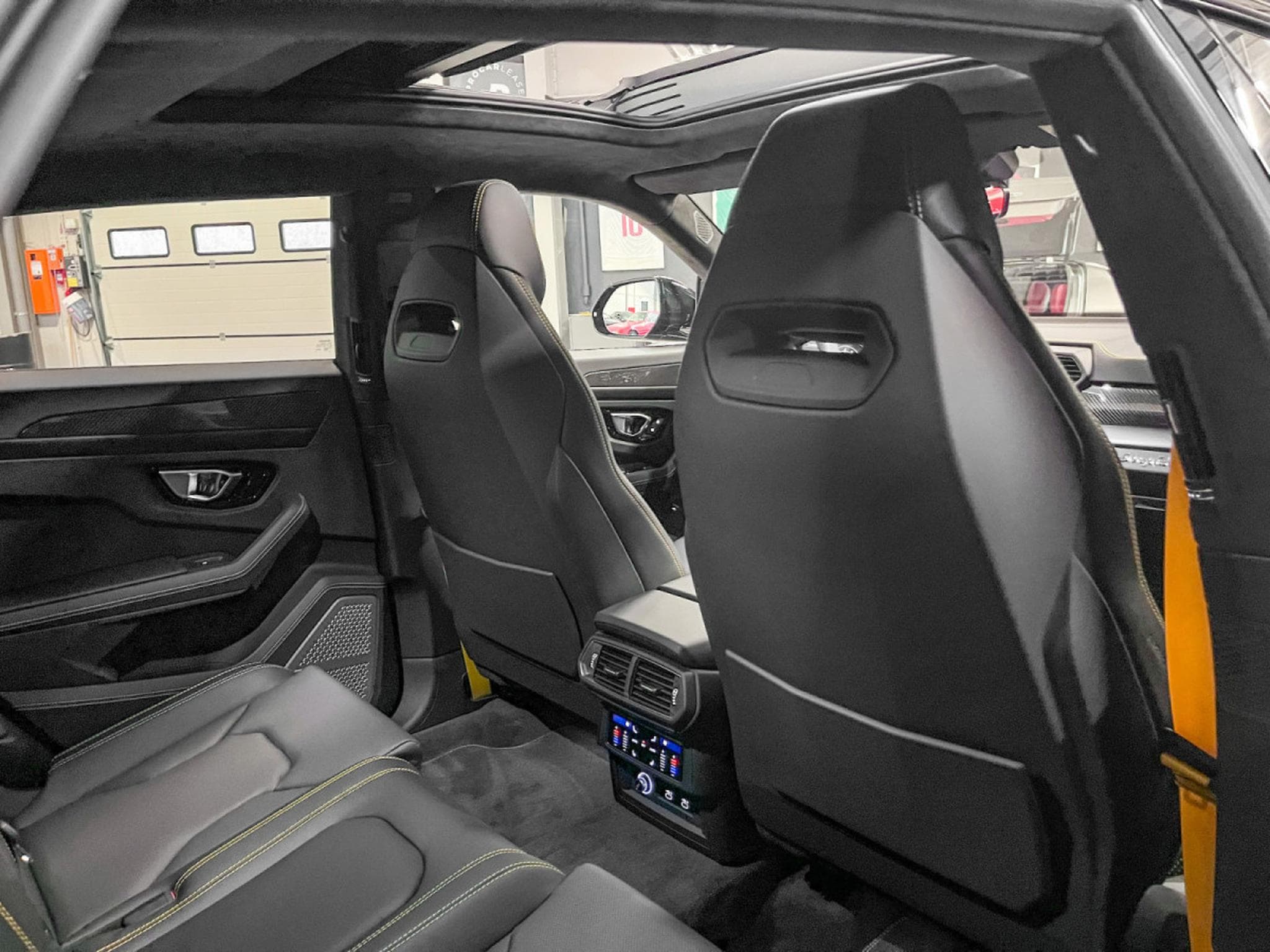 Lamborghini Urus URUS S /AKRAPOVIC/B&O 3d/23//PANO/XPEL/MY24 (2024) - Photo 17