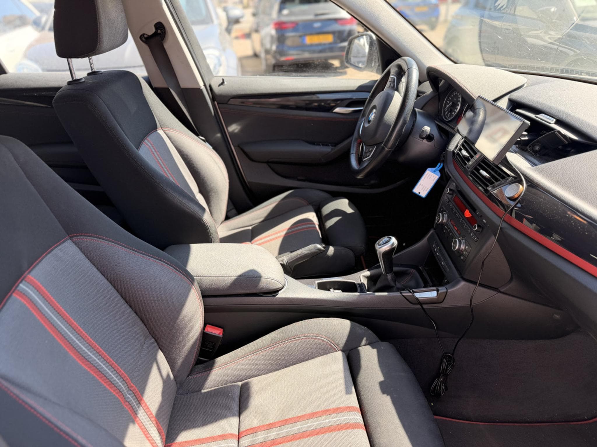 BMW X1 Sport 20d 184 SDrive (2014) - Photo 4