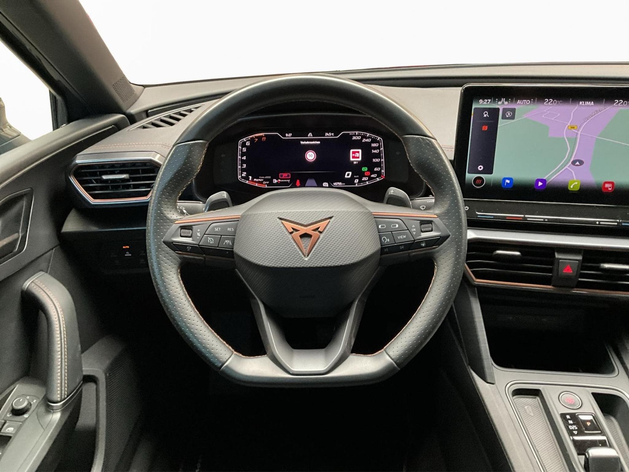 Cupra Leon DSG+Matrix-LED+FullLink+Pano+P.Safe-DriveXL (2023) - Photo 10