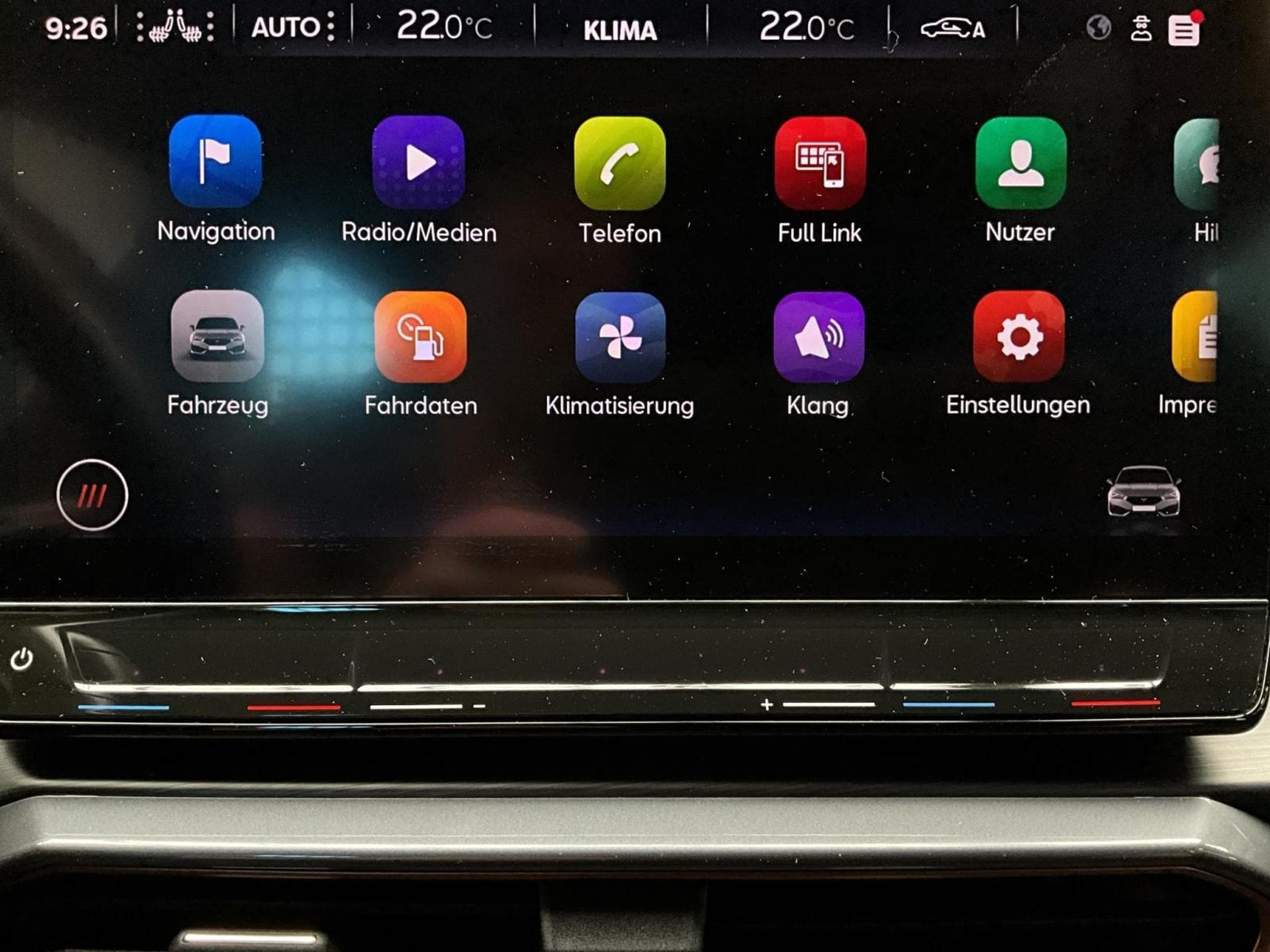 Cupra Leon DSG+Matrix-LED+FullLink+Pano+P.Safe-DriveXL (2023) - Photo 13