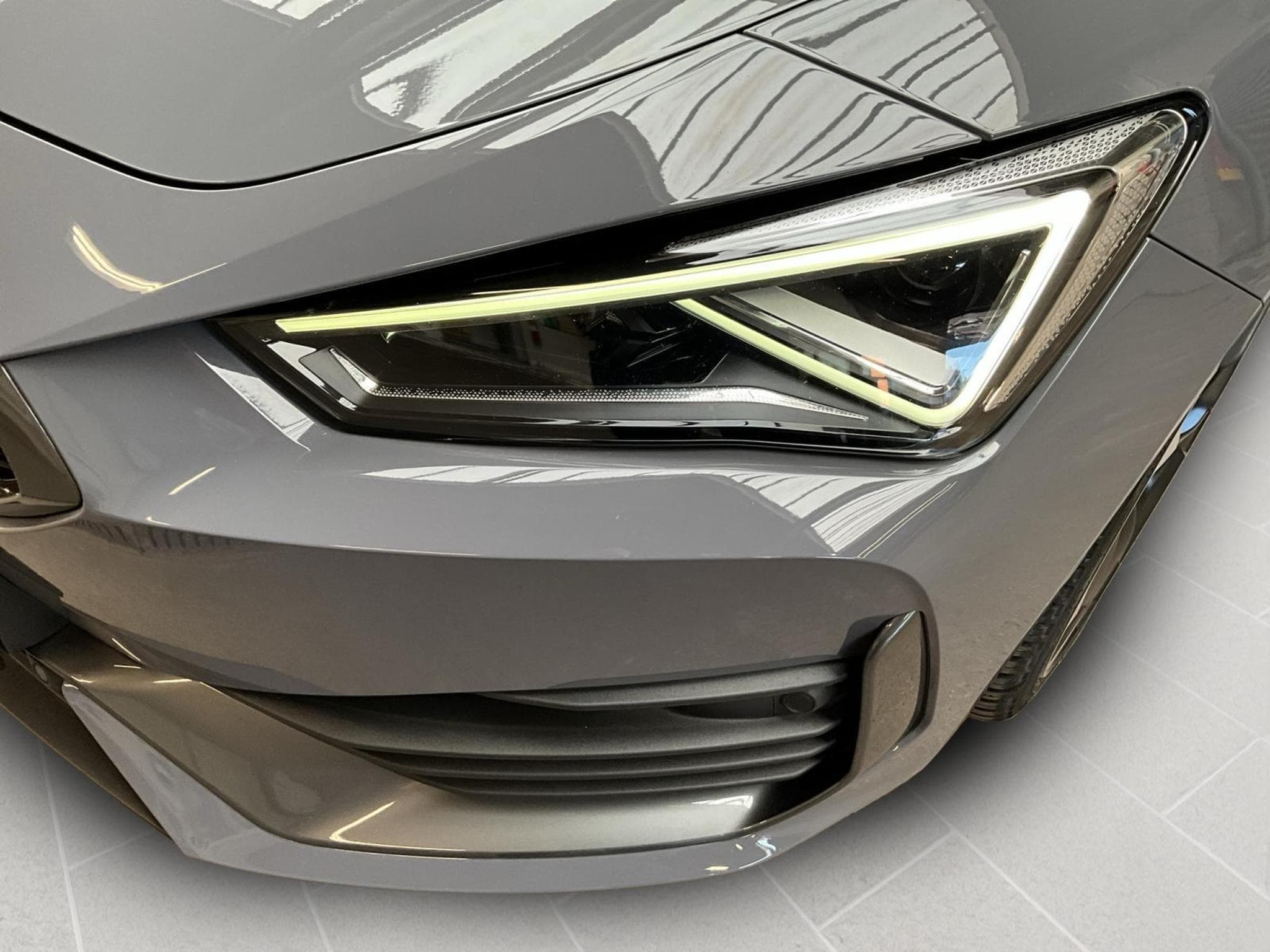 Cupra Leon DSG+Matrix-LED+FullLink+Pano+P.Safe-DriveXL (2023) - Photo 18