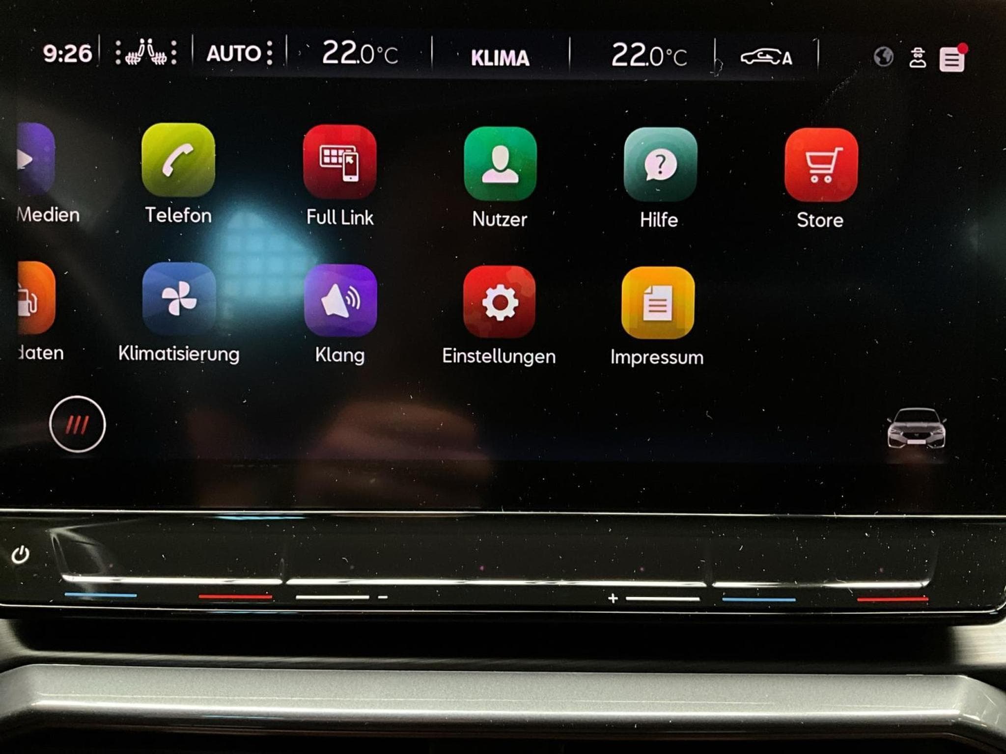 Cupra Leon DSG+Matrix-LED+FullLink+Pano+P.Safe-DriveXL (2023) - Photo 20