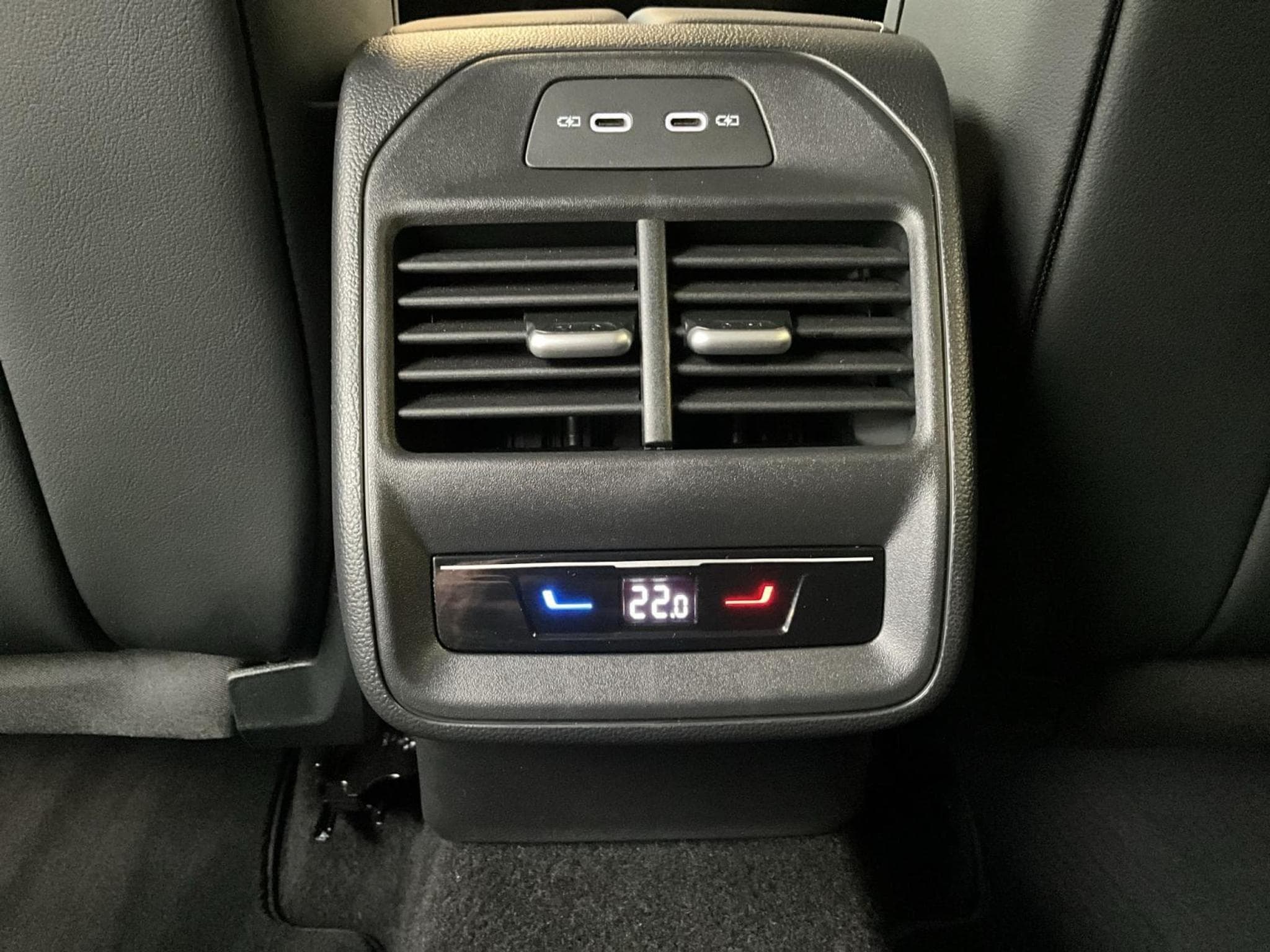 VW Passat Elegance+DSG+Led+Navi+P.Acoustique+AHK+P.Technologie (2025) - Photo 19