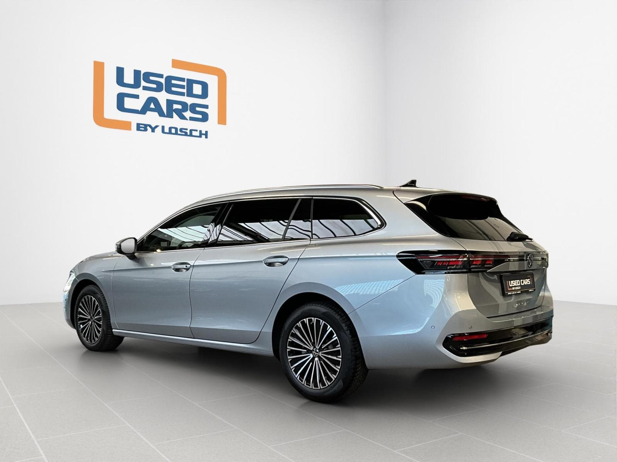 VW Passat Elegance+DSG+Led+Navi+P.Acoustique+AHK+P.Technologie (2025) - Photo 5