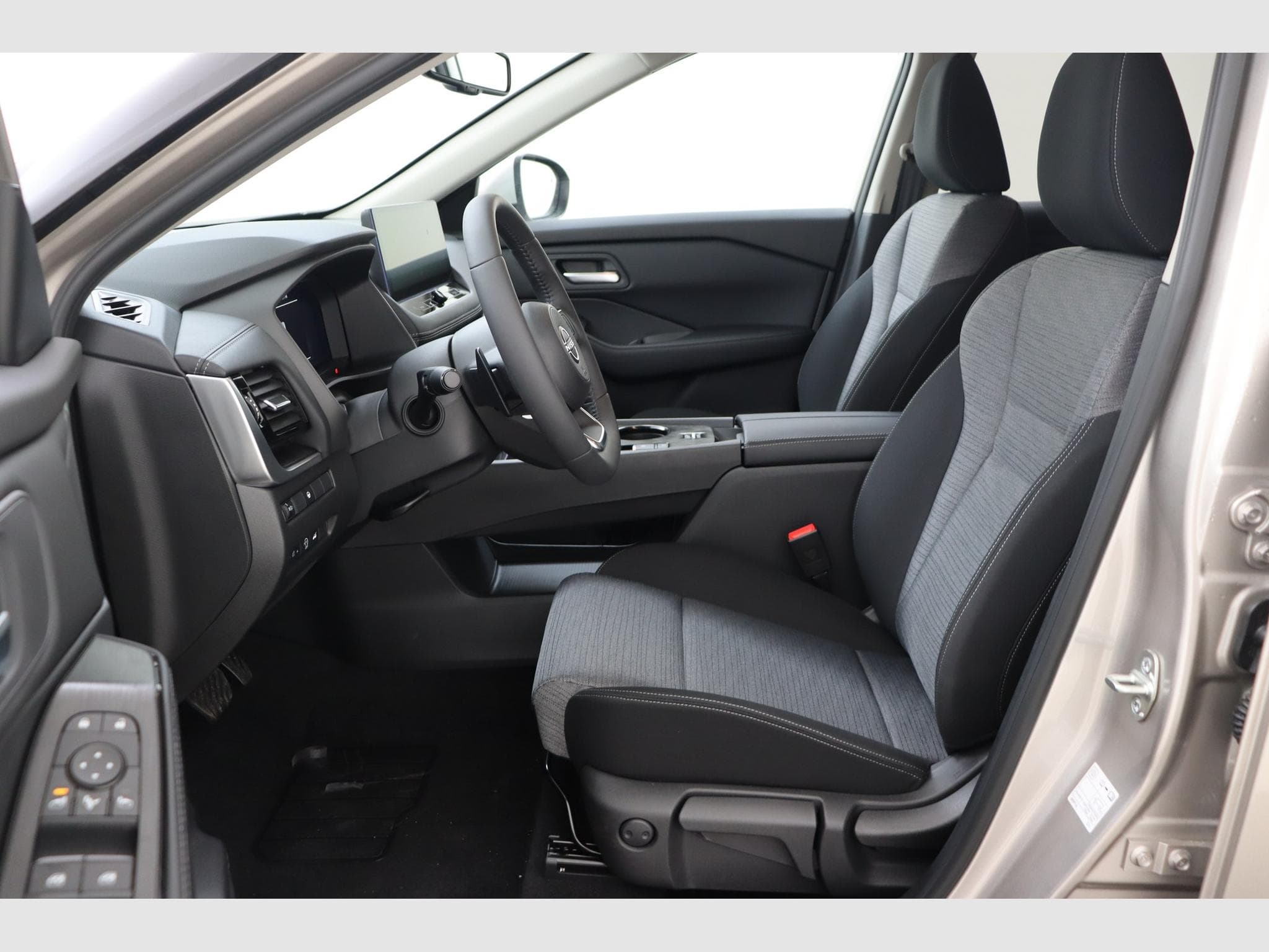 Nissan X-Trail N-Connecta + Comfort Pack 7pl (2026) - Foto 13