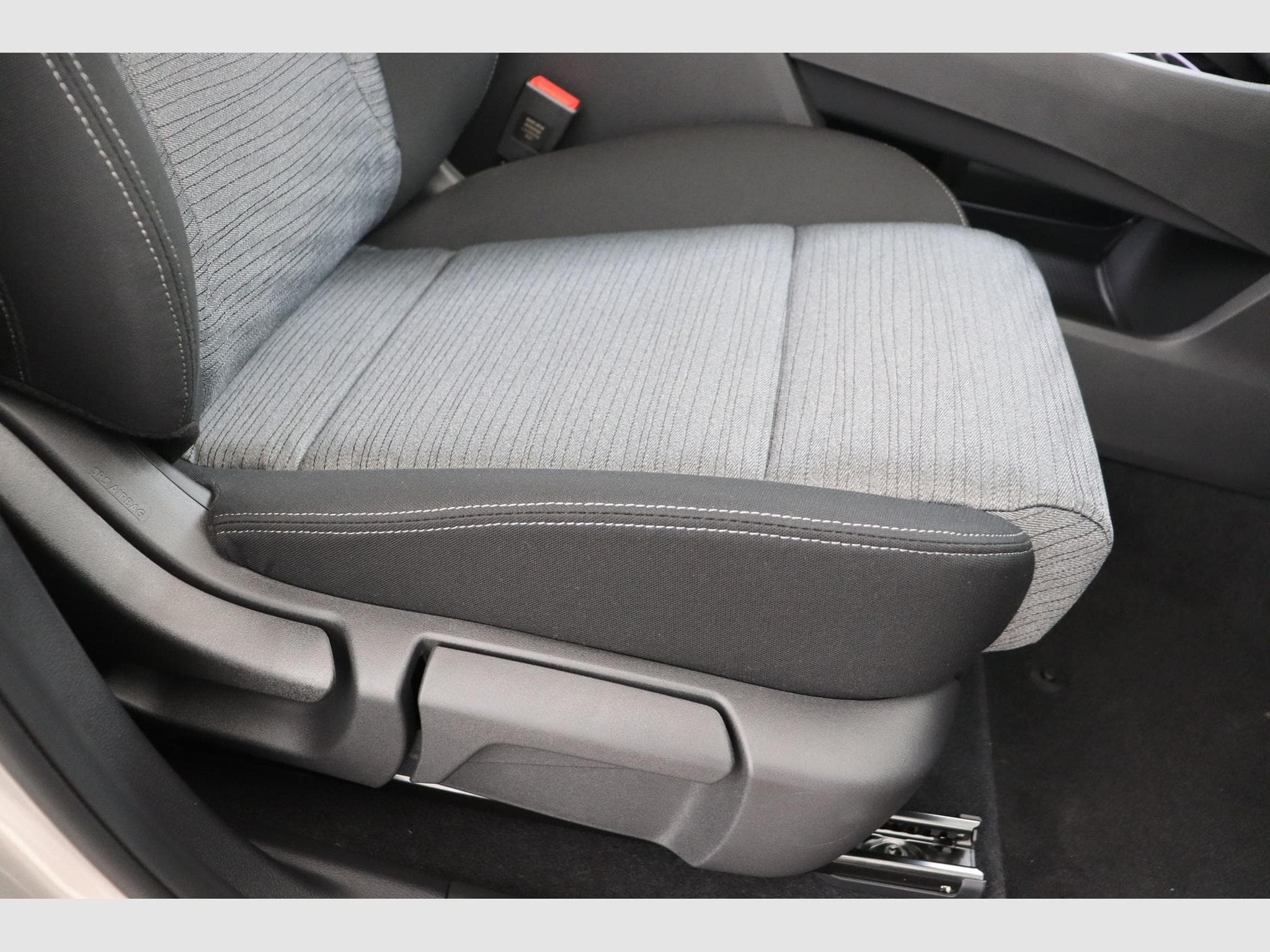 Nissan X-Trail N-Connecta + Comfort Pack 7pl (2026) - Foto 15