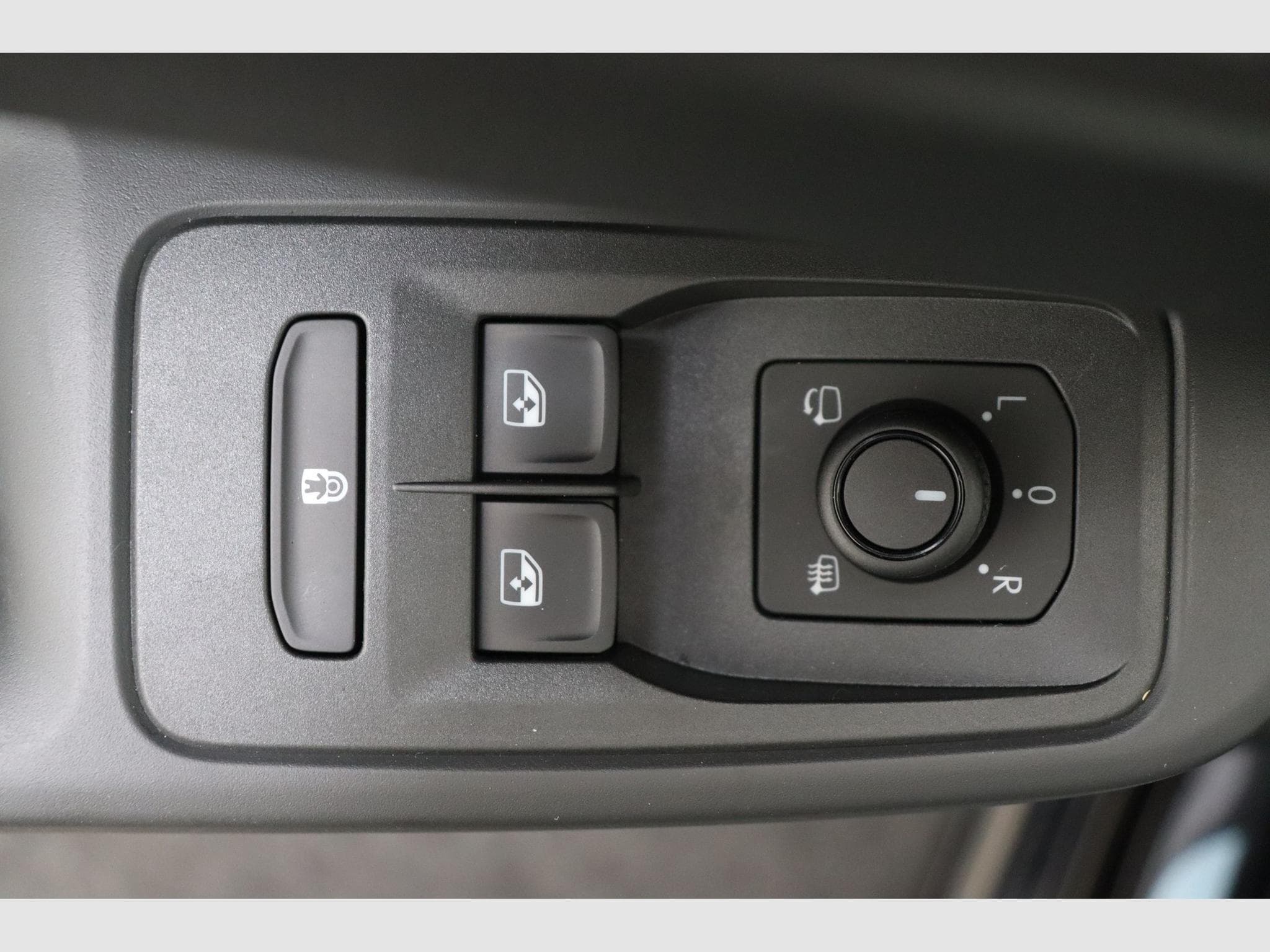 VW Caddy Maxi Style 7pl (2026) - Photo 18