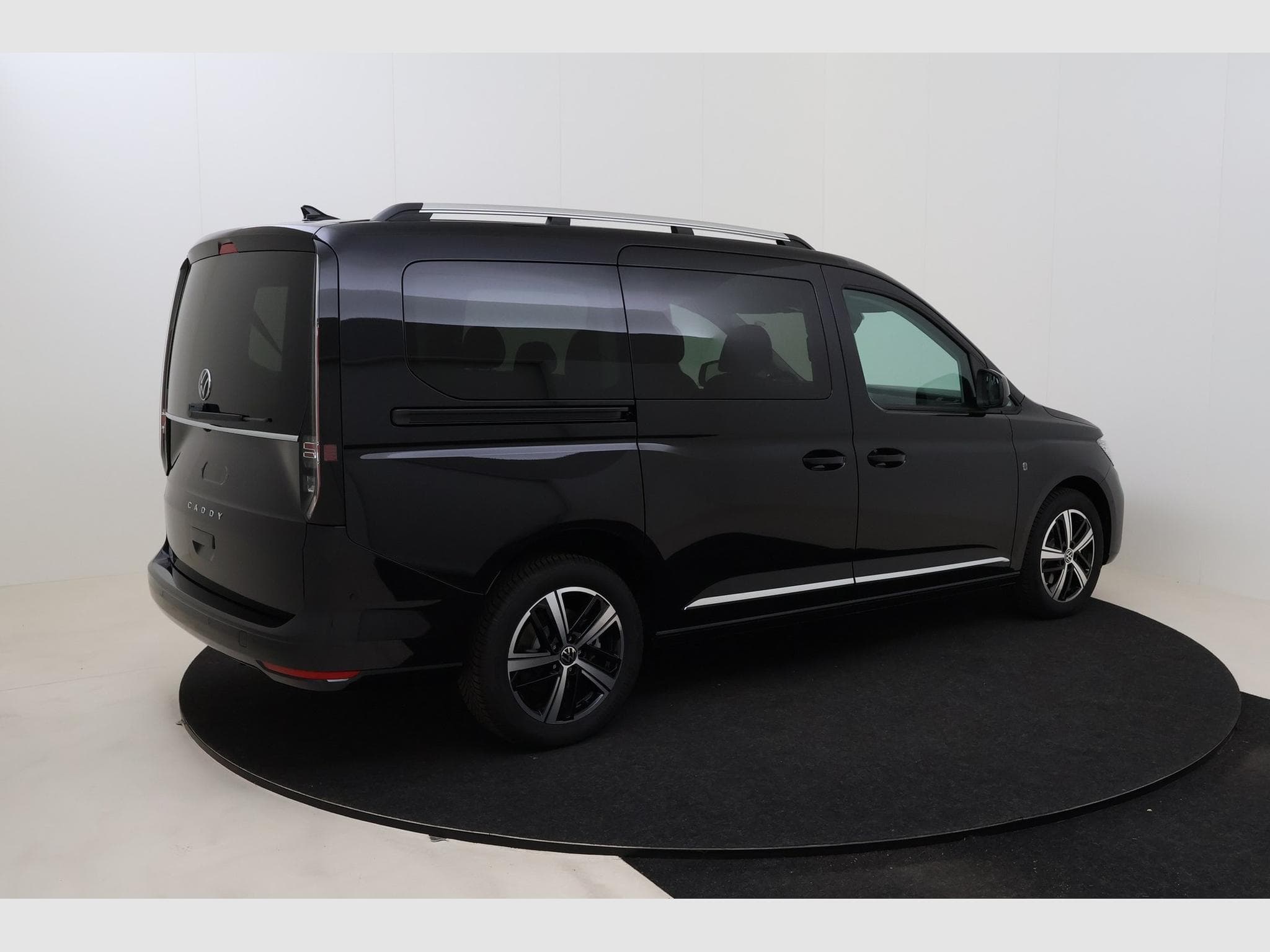 VW Caddy Maxi Style 7pl (2026) - Photo 5