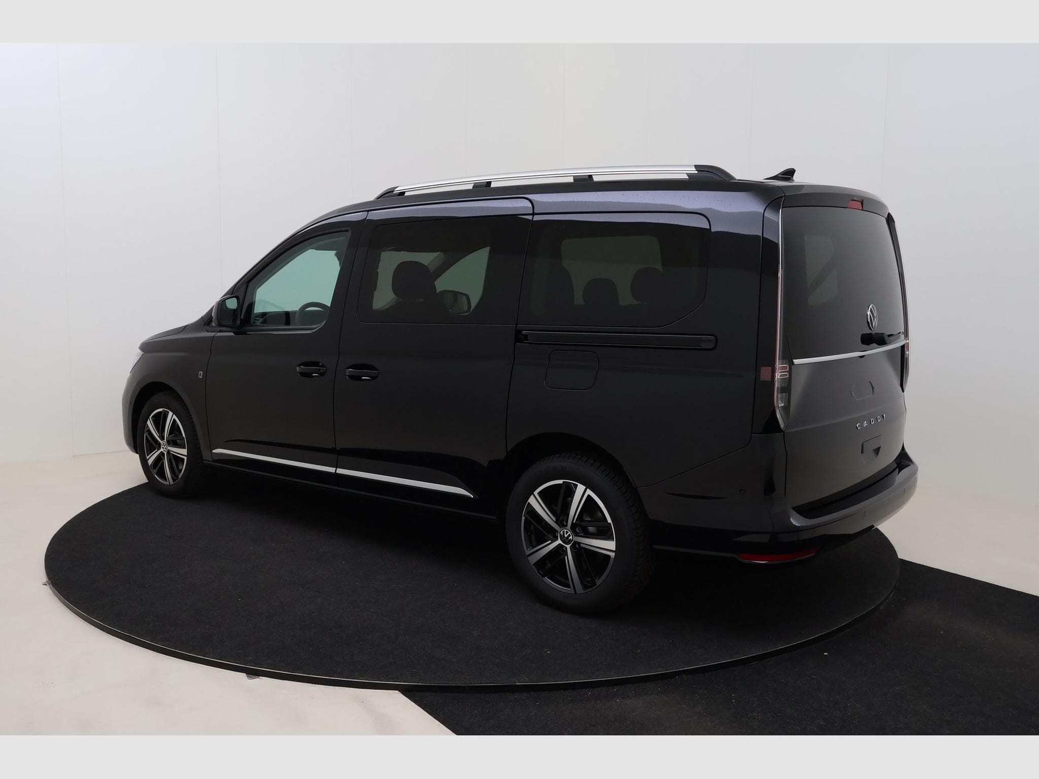 VW Caddy Maxi Style 7pl (2026) - Photo 8