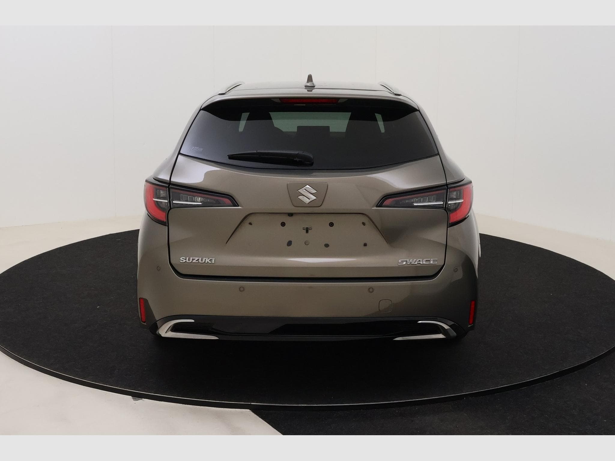 Suzuki Swace GLX (2024) - Photo 7