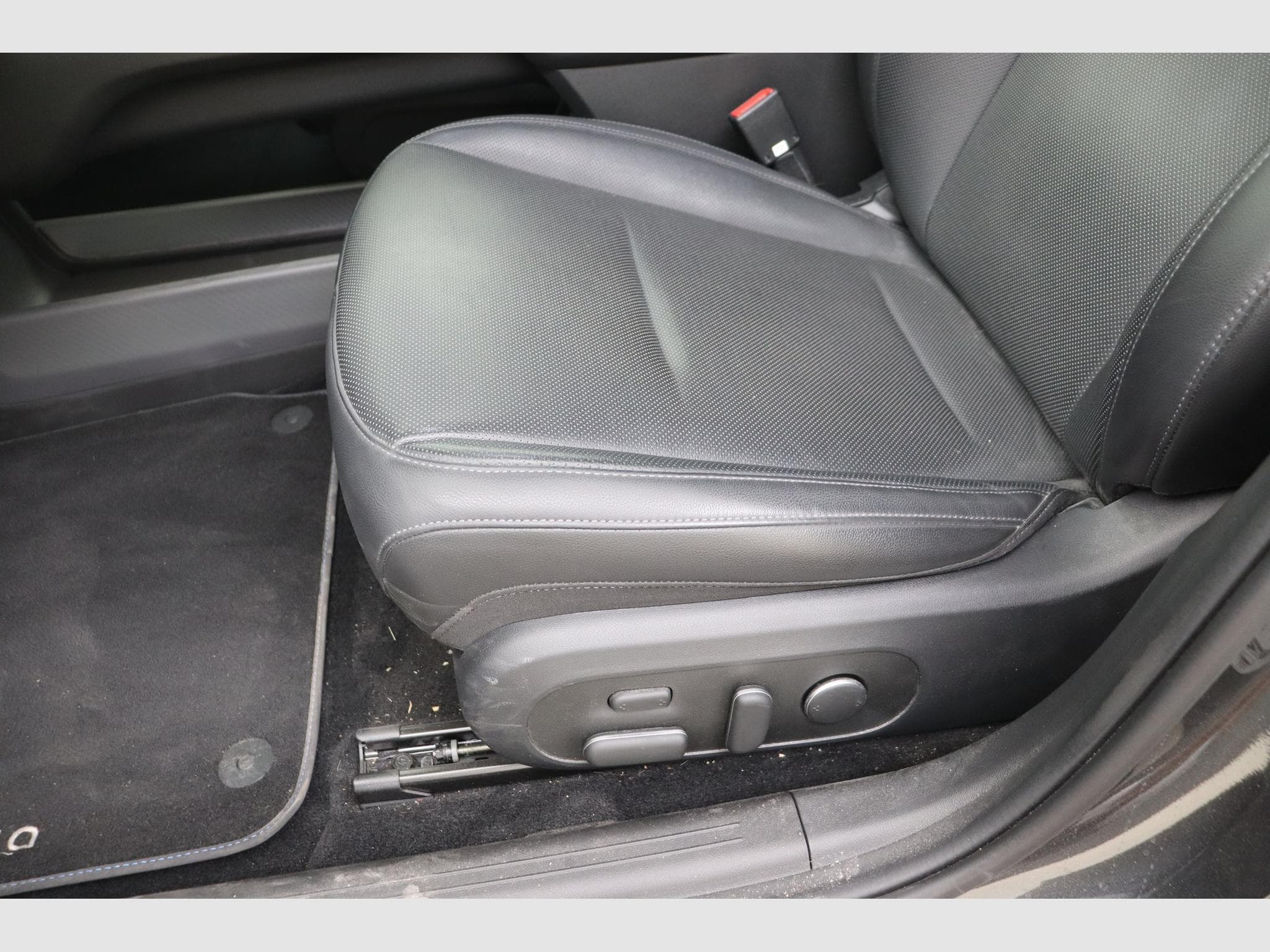 Hyundai IONIQ 6 Balance (2024) - Foto 15