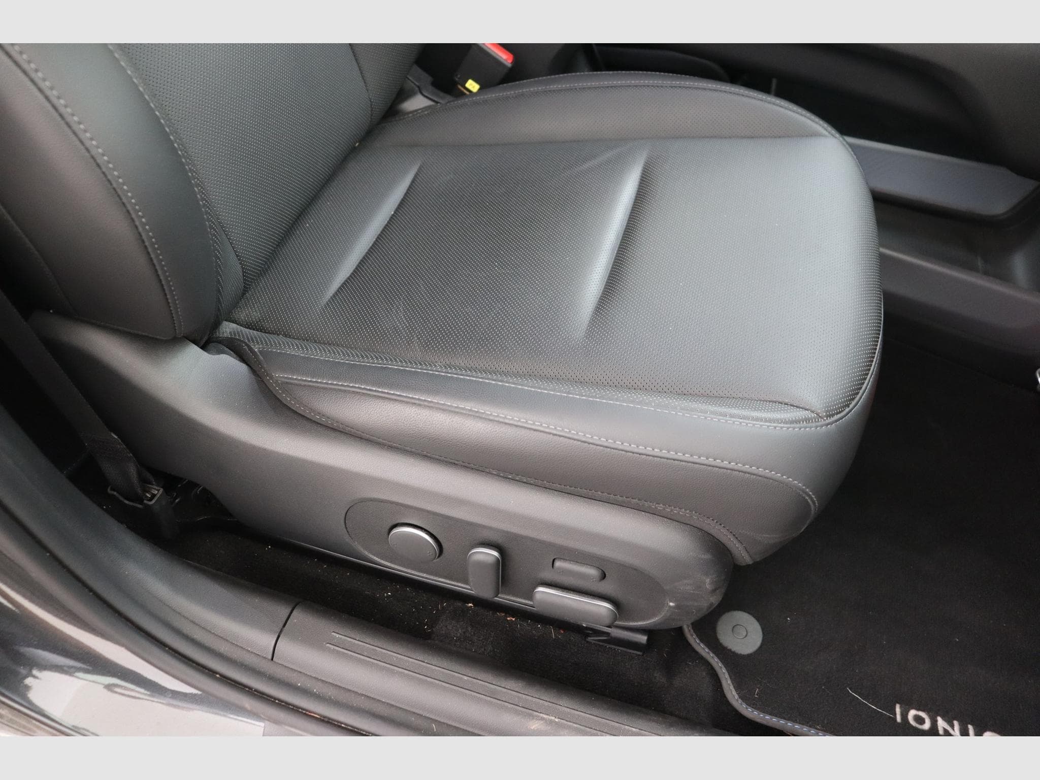 Hyundai IONIQ 6 Balance (2024) - Foto 16