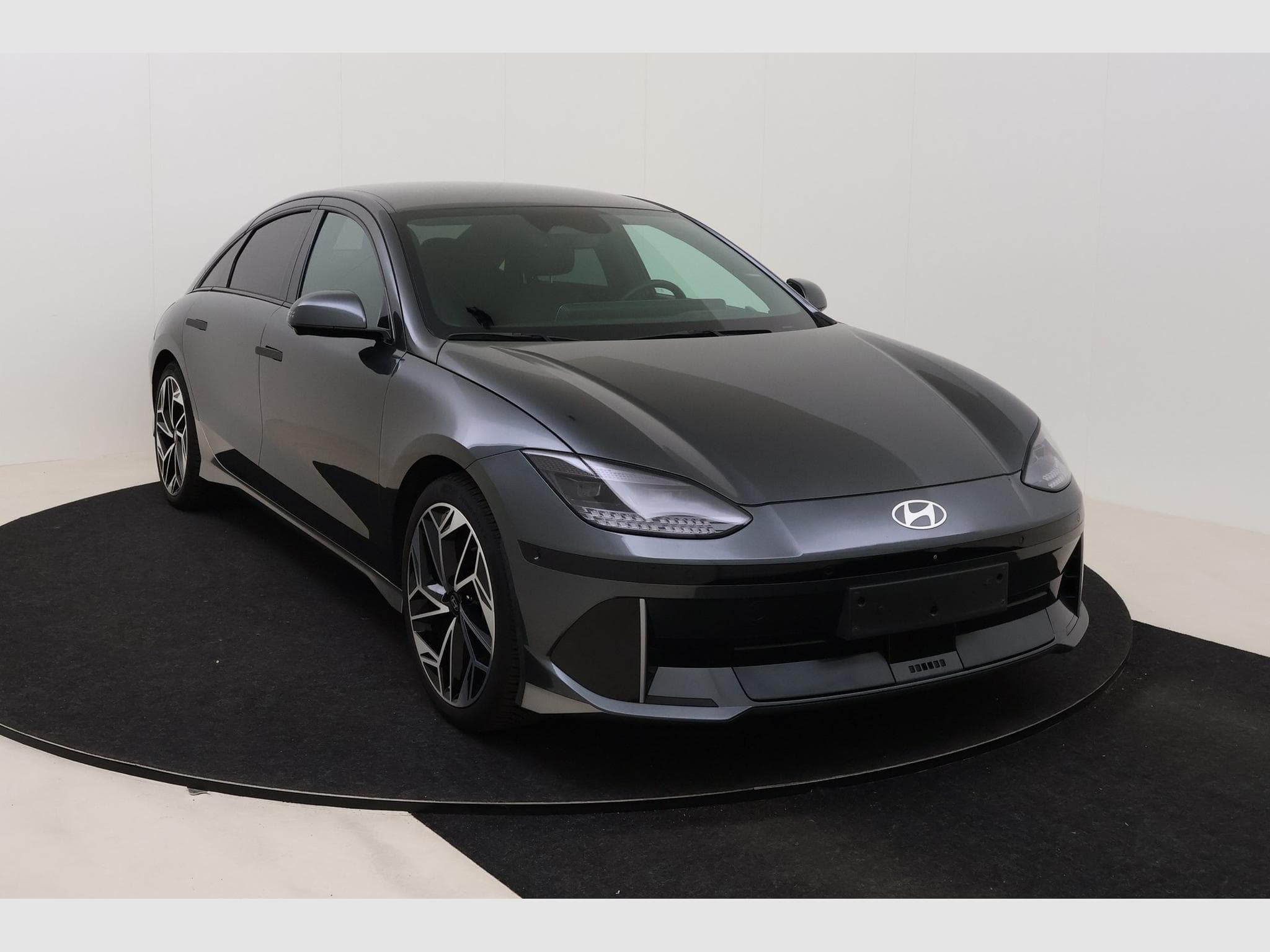 Hyundai IONIQ 6 Balance (2024) - Foto 3